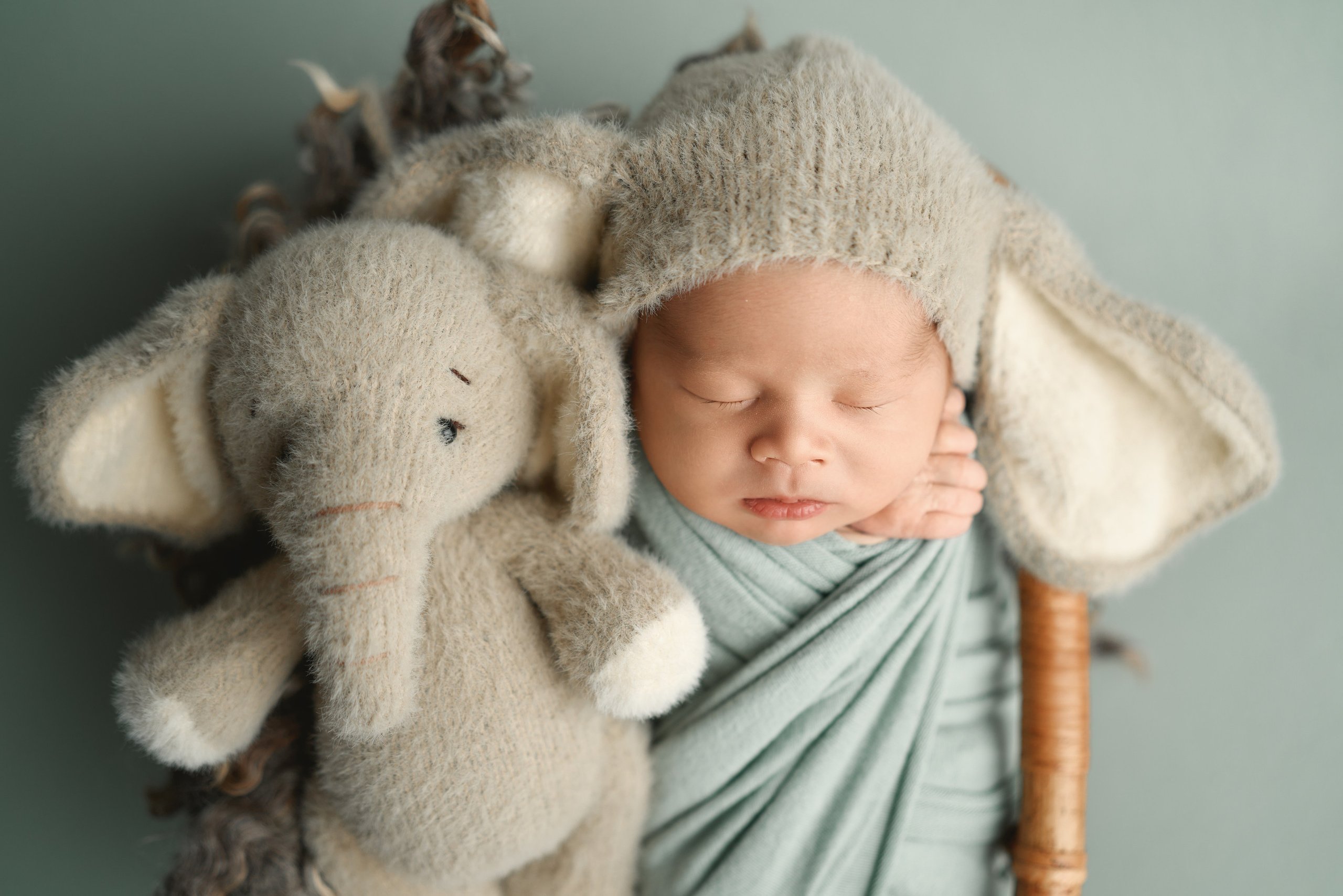 Newborn. Фотограф новорожденных во Владивостоке Ромашко Виктория