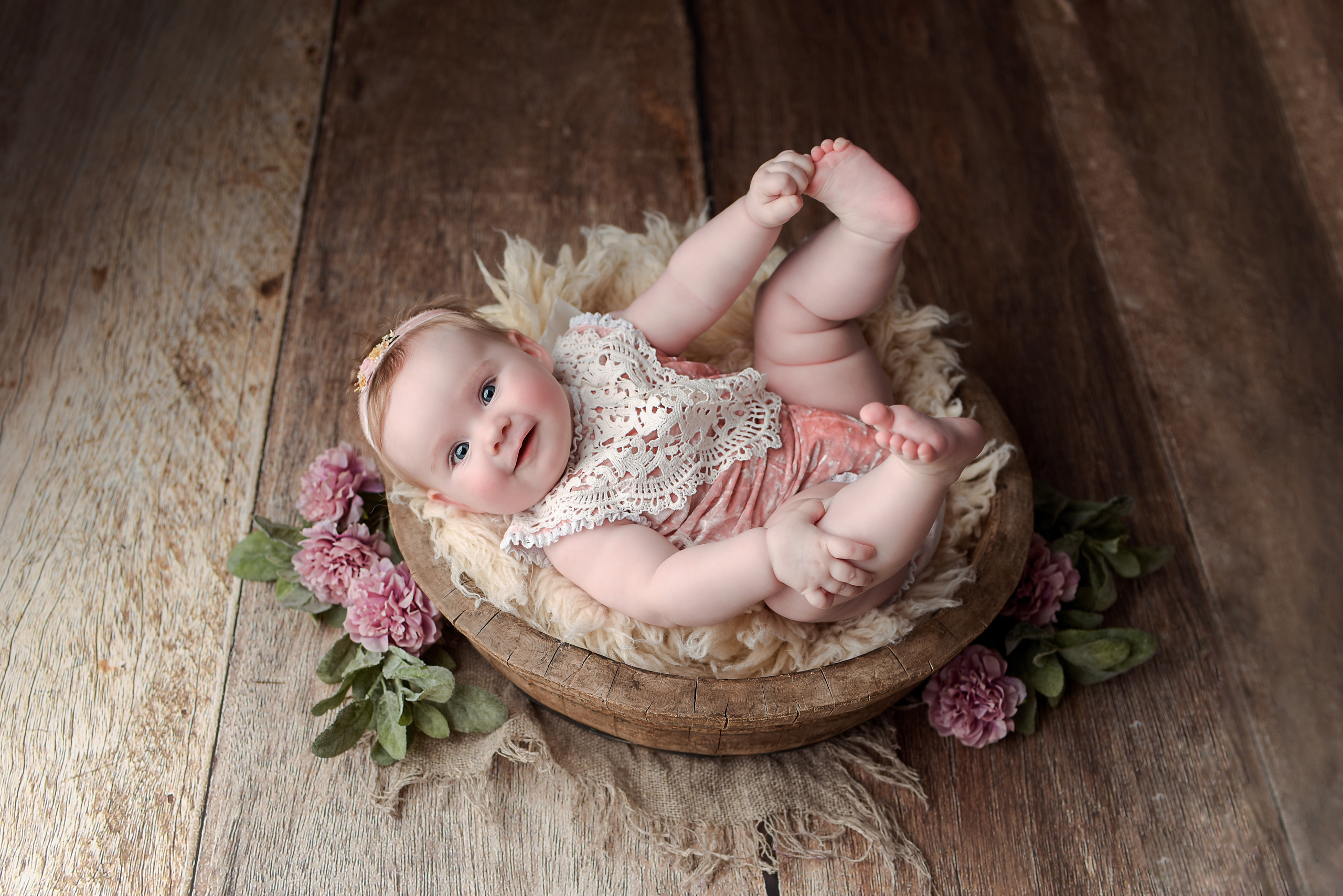 Малыши 4-10 месяцев. Фотограф новорождённых и беременных в г. Ноябрьск
