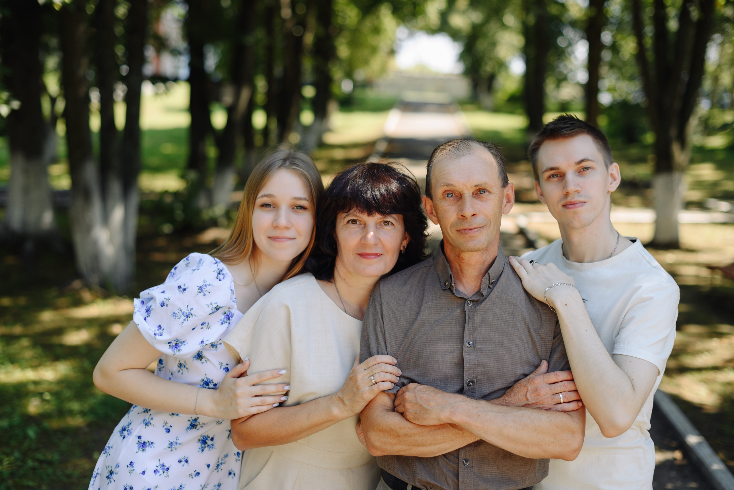 Семейная фотосессия прайс. Свадебный, семейный и школьный фотограф в Бийске Ксения Мамаева