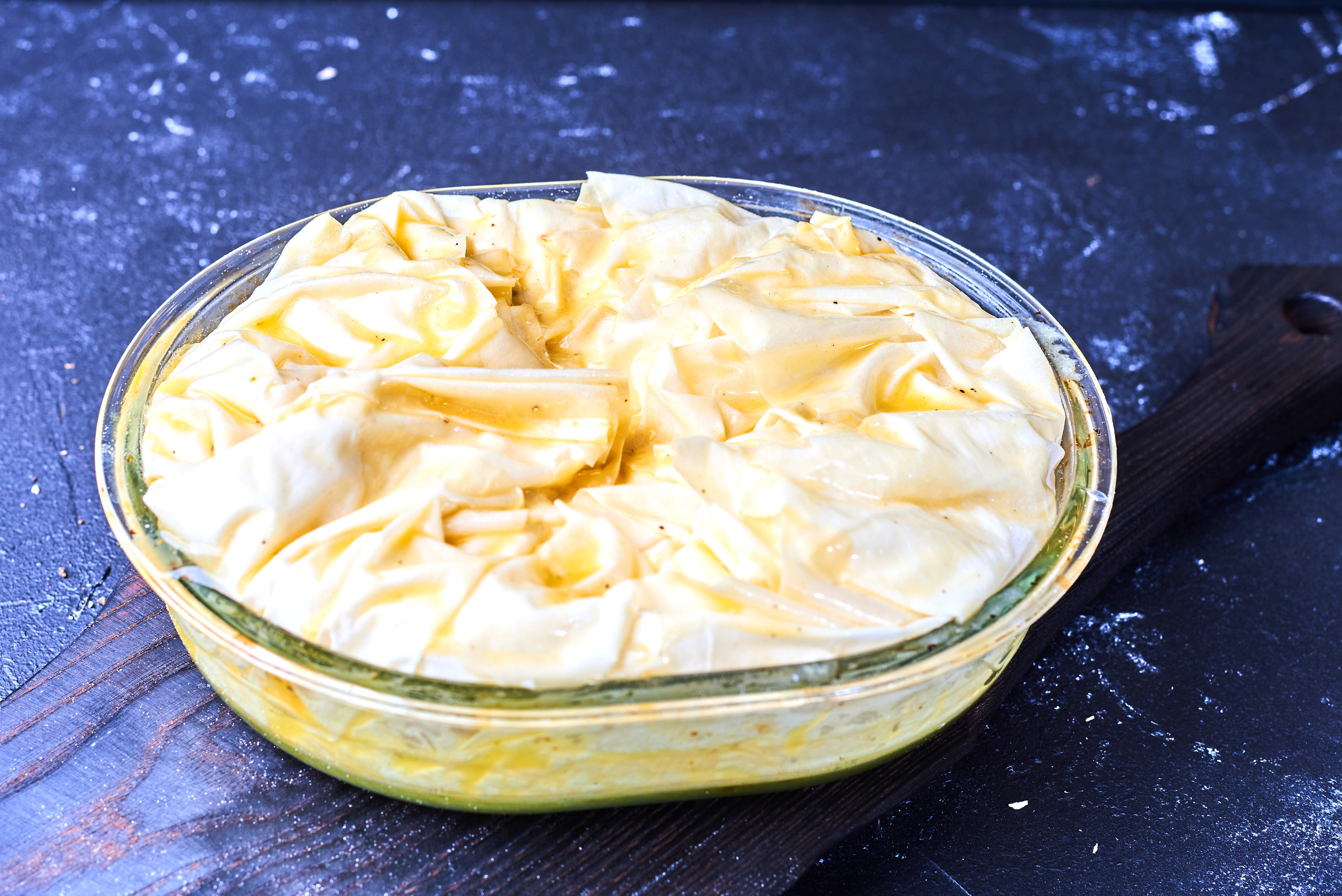 Греческий пирог. Фуд-фото в Москве, съемка для ресторанов и кафе, съемка для меню