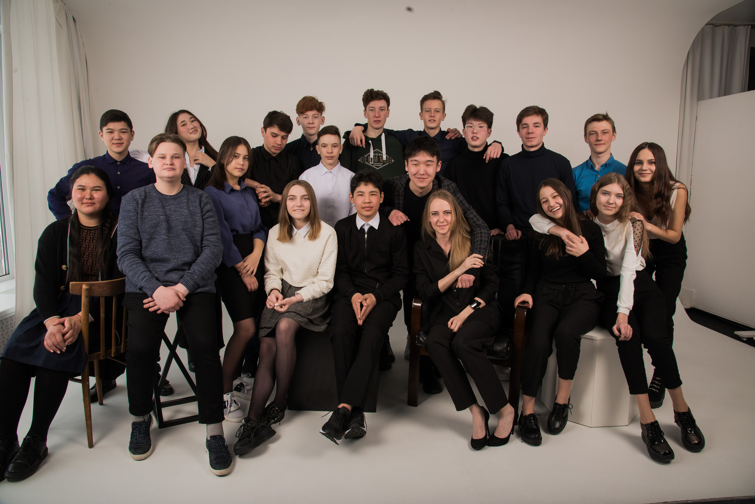 Фотограф на выпускной в школе. Детский и школьный фотограф в Костанае Рабига Сейткенова