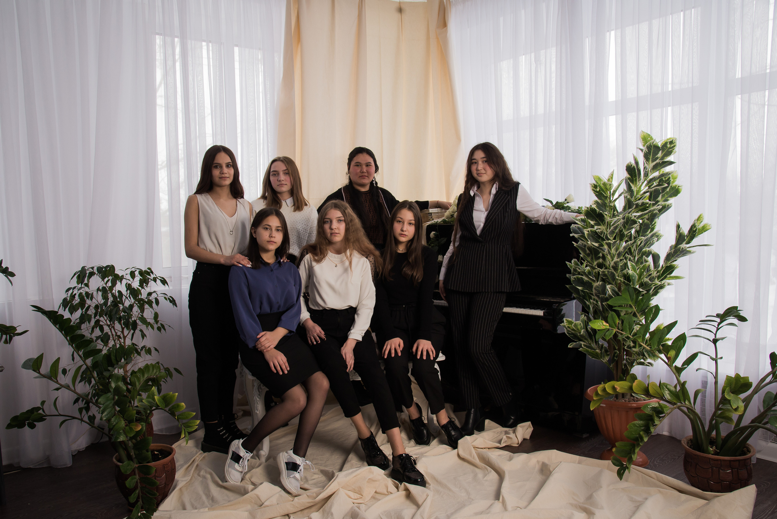 Фотограф на выпускной в школе. Детский и школьный фотограф в Костанае Рабига Сейткенова