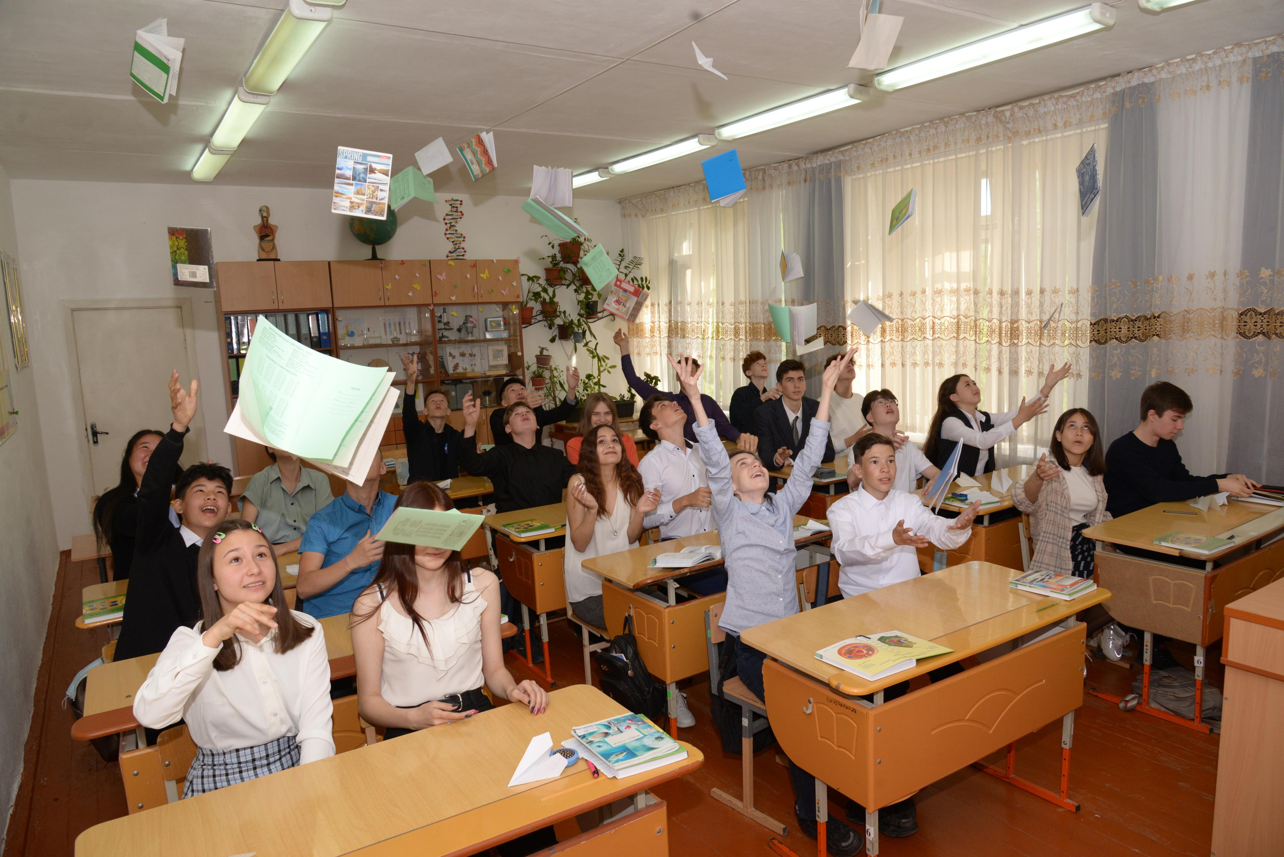 Фотосессия "Один день в средней школе". Детский и школьный фотограф в Костанае Рабига Сейткенова