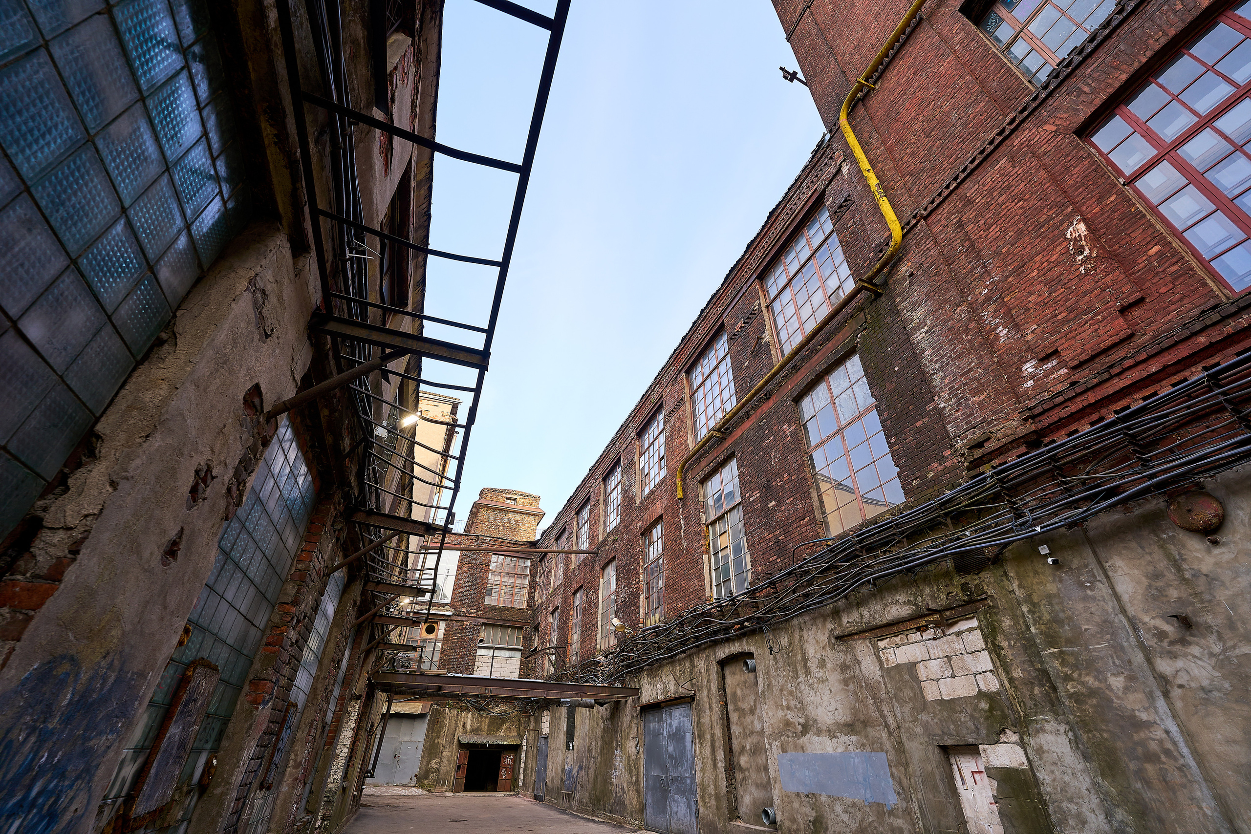 Задворки Севкабель Порта в Санкт-Петербурге