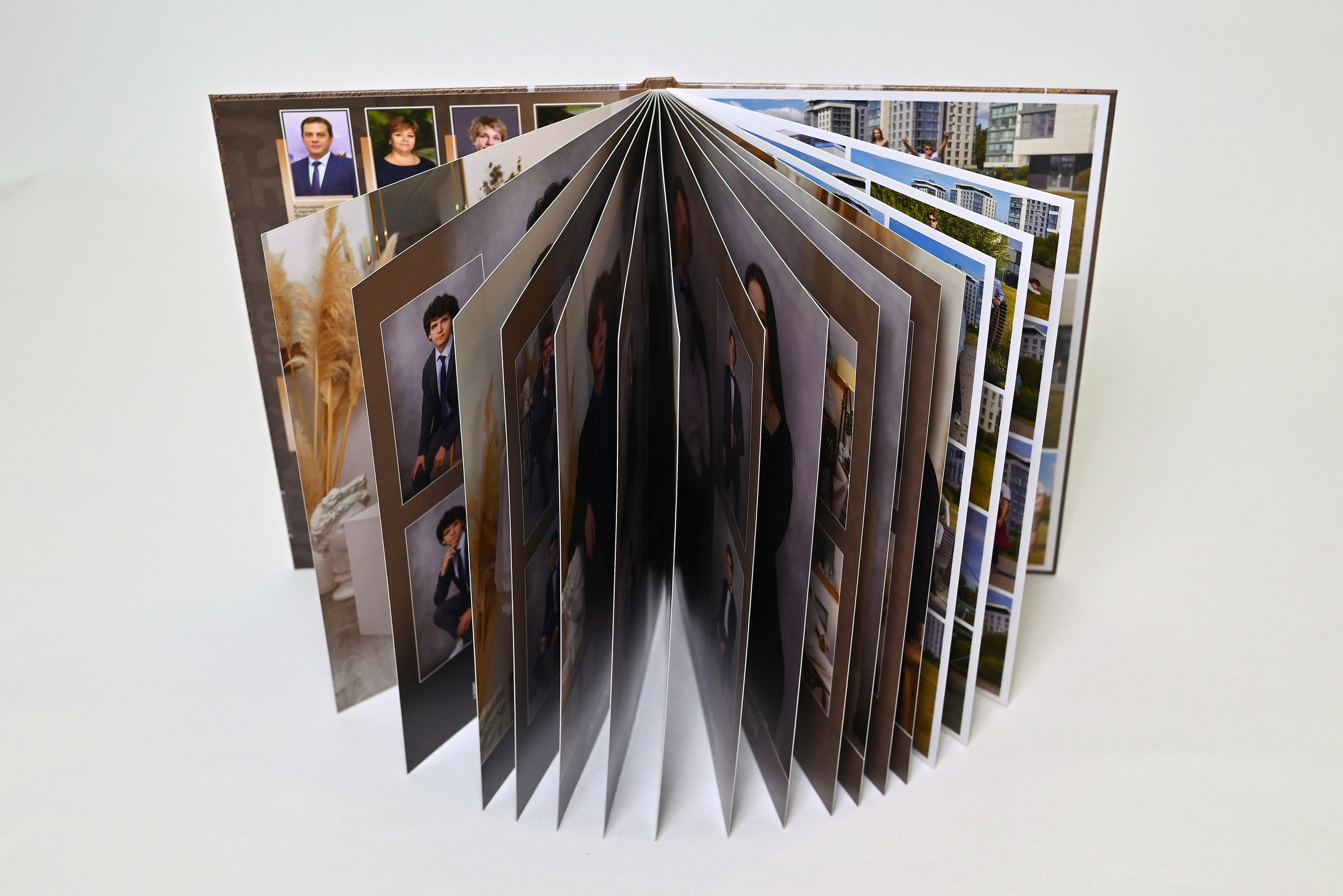 Альбомы для 9-11 кассов. Выпускные альбомы в городе Саров