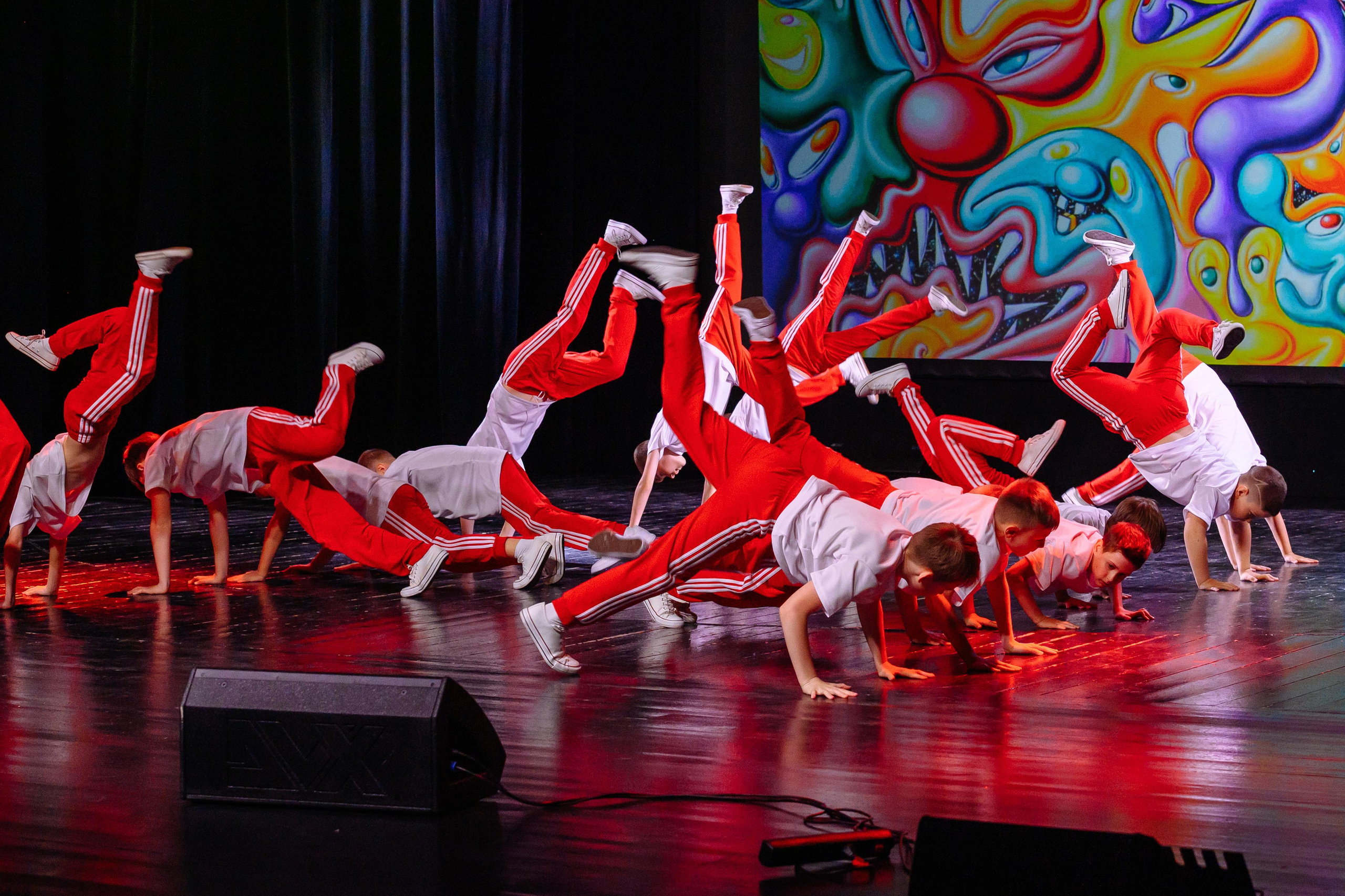 Отчетный концерт школы танцев «Хамелеон». Репортажный и свадебный фотограф в Курске Борис Захарчук