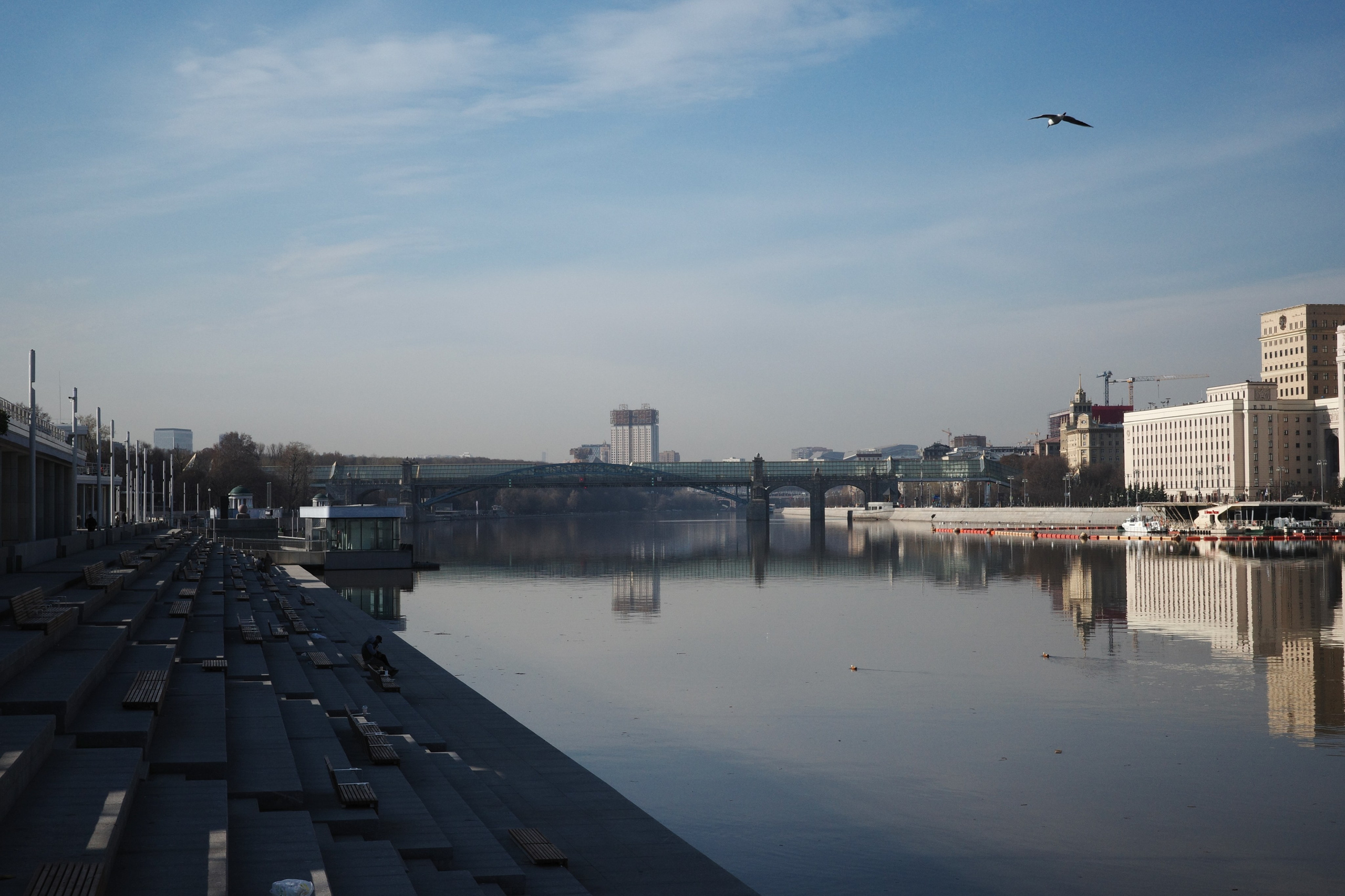 Новая Пушкинская набережная парка Горького 2026: 33 фото до скорого открытия. Проект «Фотокладовка»: блог уличной фотографии в формате street photo