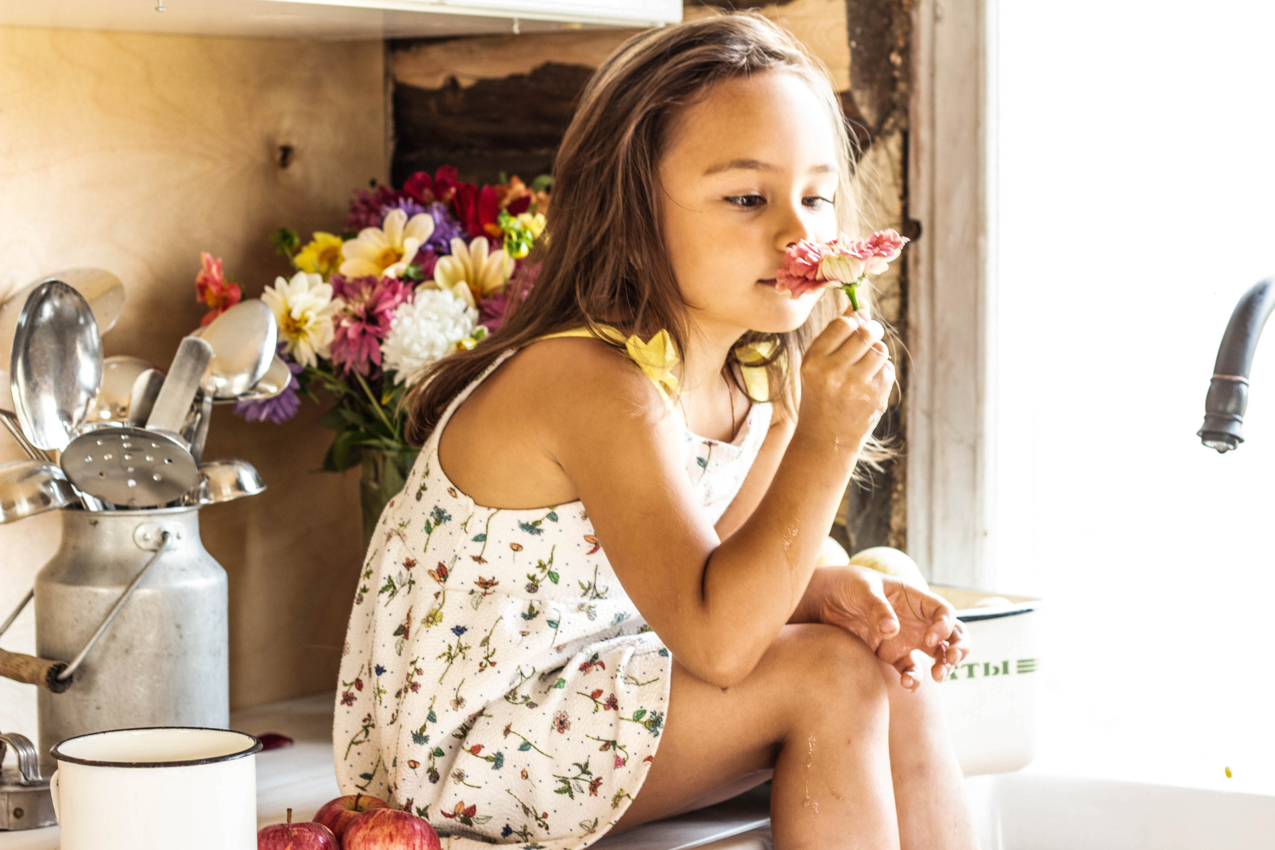 Контакты. Загородная фотостудия Глэмпинг в МО