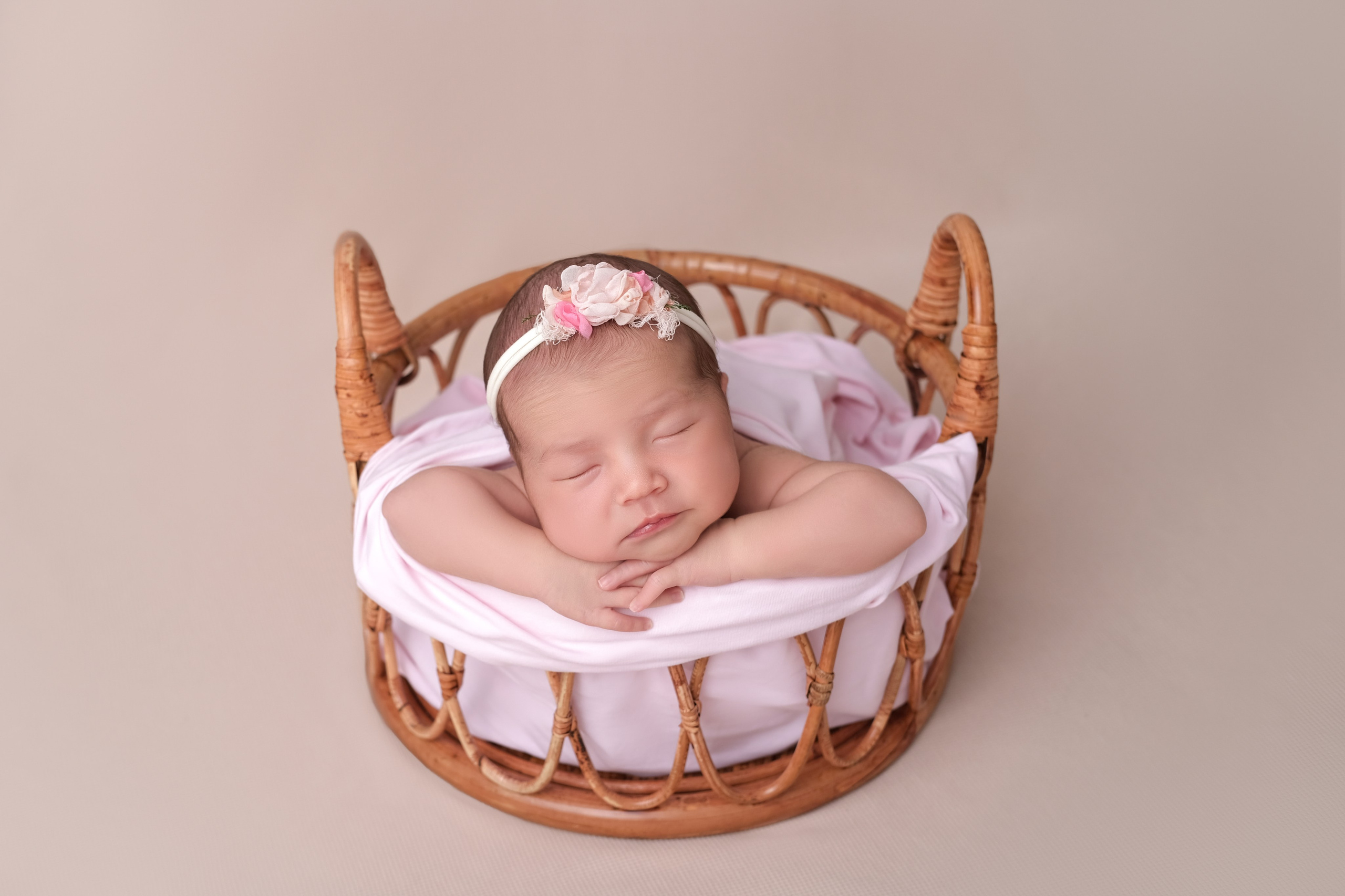 Фотограф новорожденных в Караганде