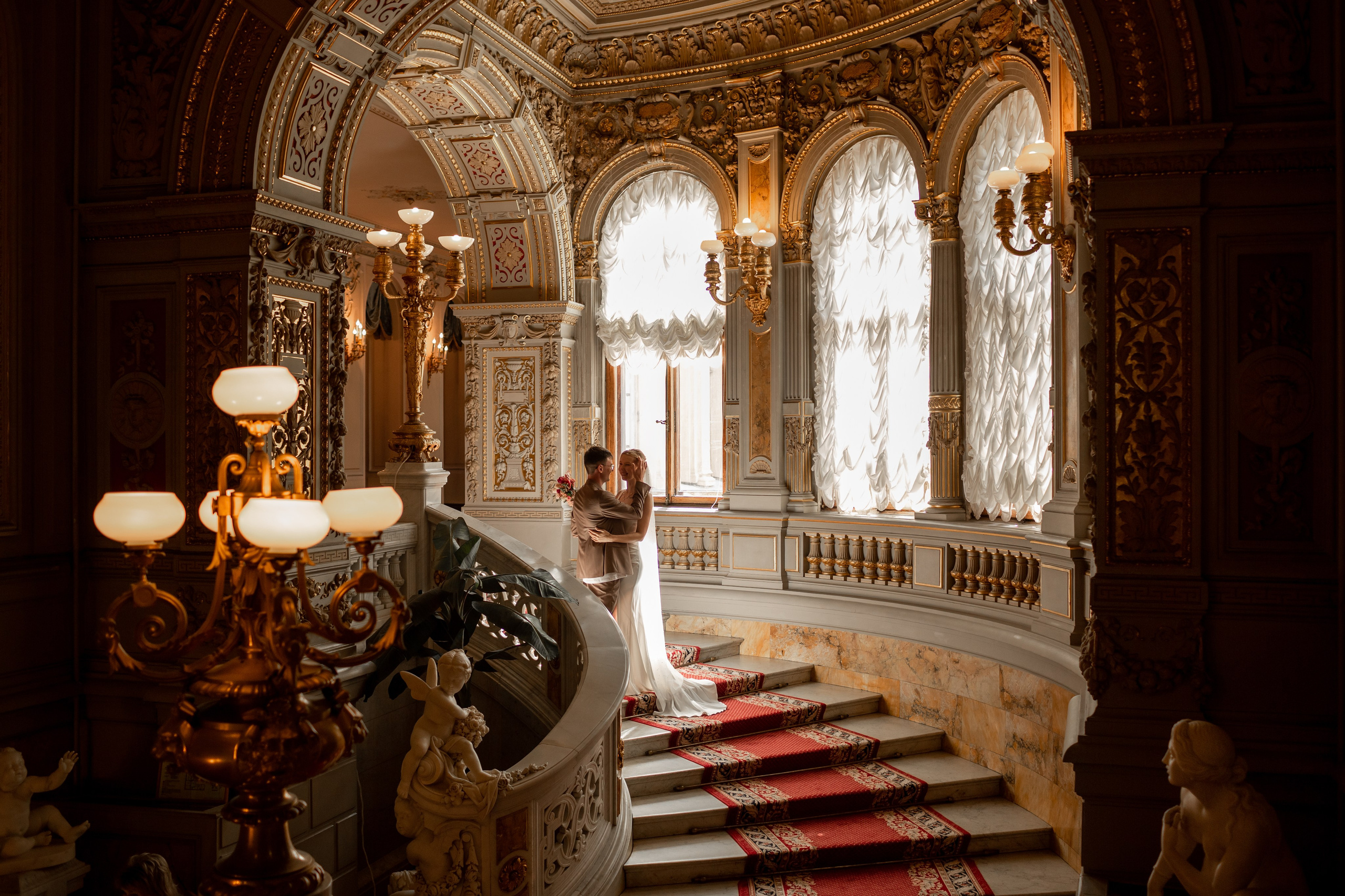 Свадебная фотосессия в Доме ученых. Свадебный фотограф Кирилл Белый