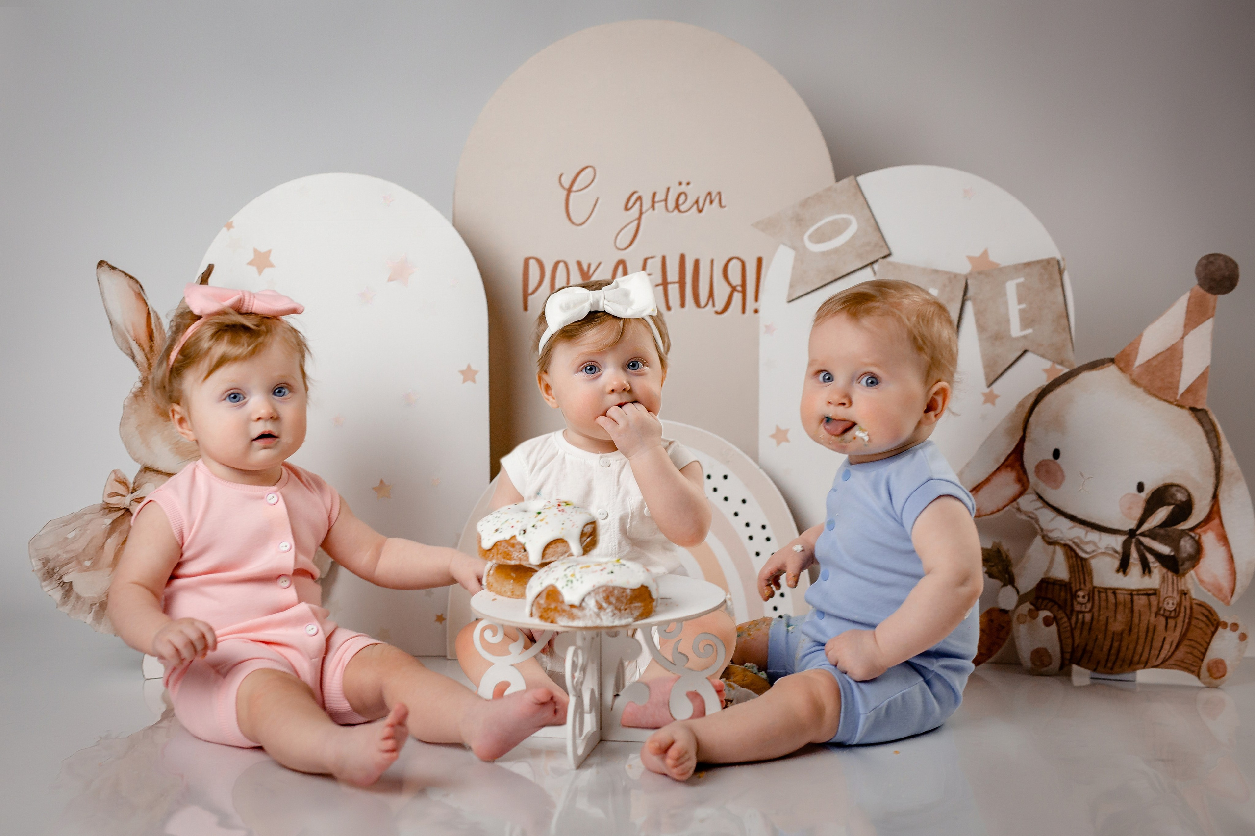 фотосессия тройняшек в студии