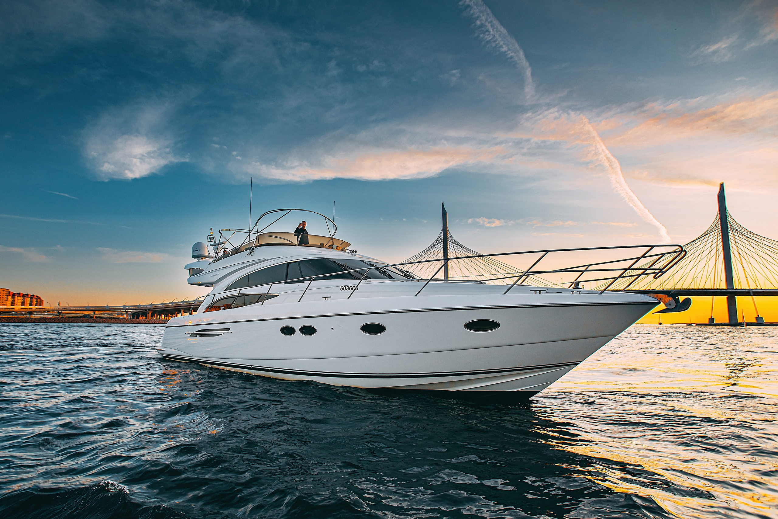 Яхта Princess 57 Esperanza. SPB Rent Boats|аренда катеров и теплоходов