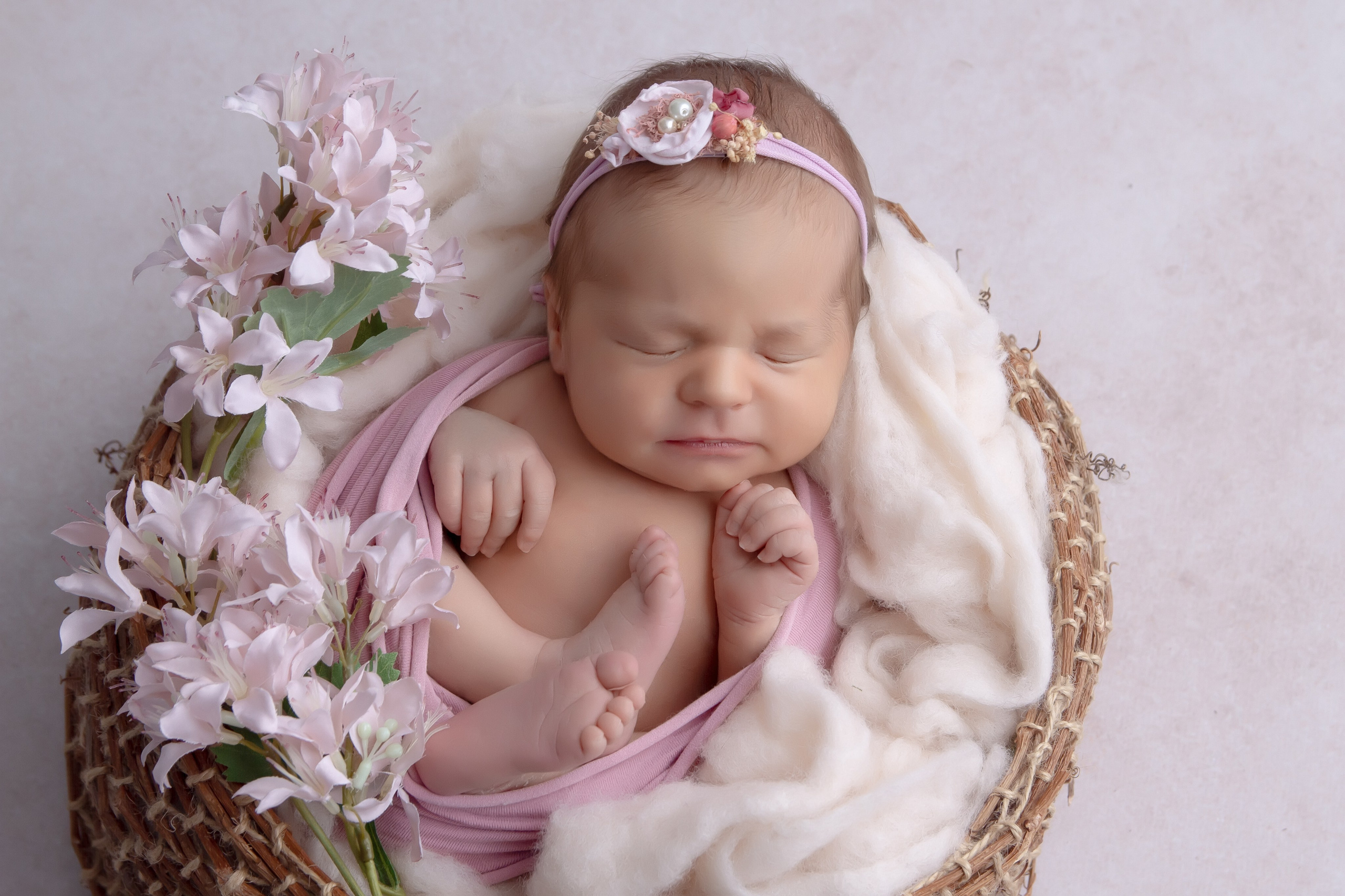 Самая первая фотосессия малыша! Профессиональная съемка новорожденных Newborn в Москве и МО!