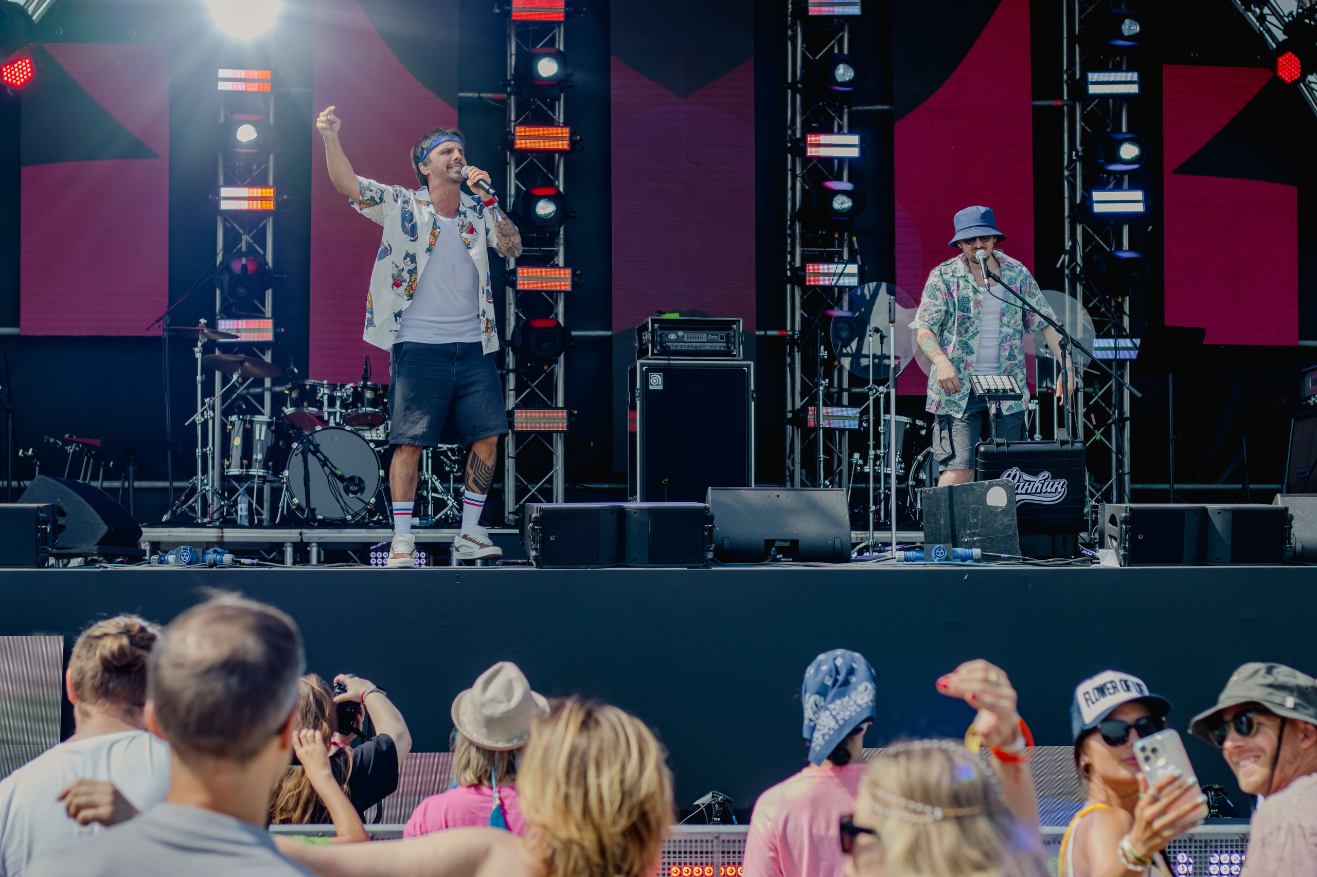 Услуги. Репортажный фотограф в Москве Катя Луговая, портретный фотограф и «street» фотограф, фотосессии «под ключ»