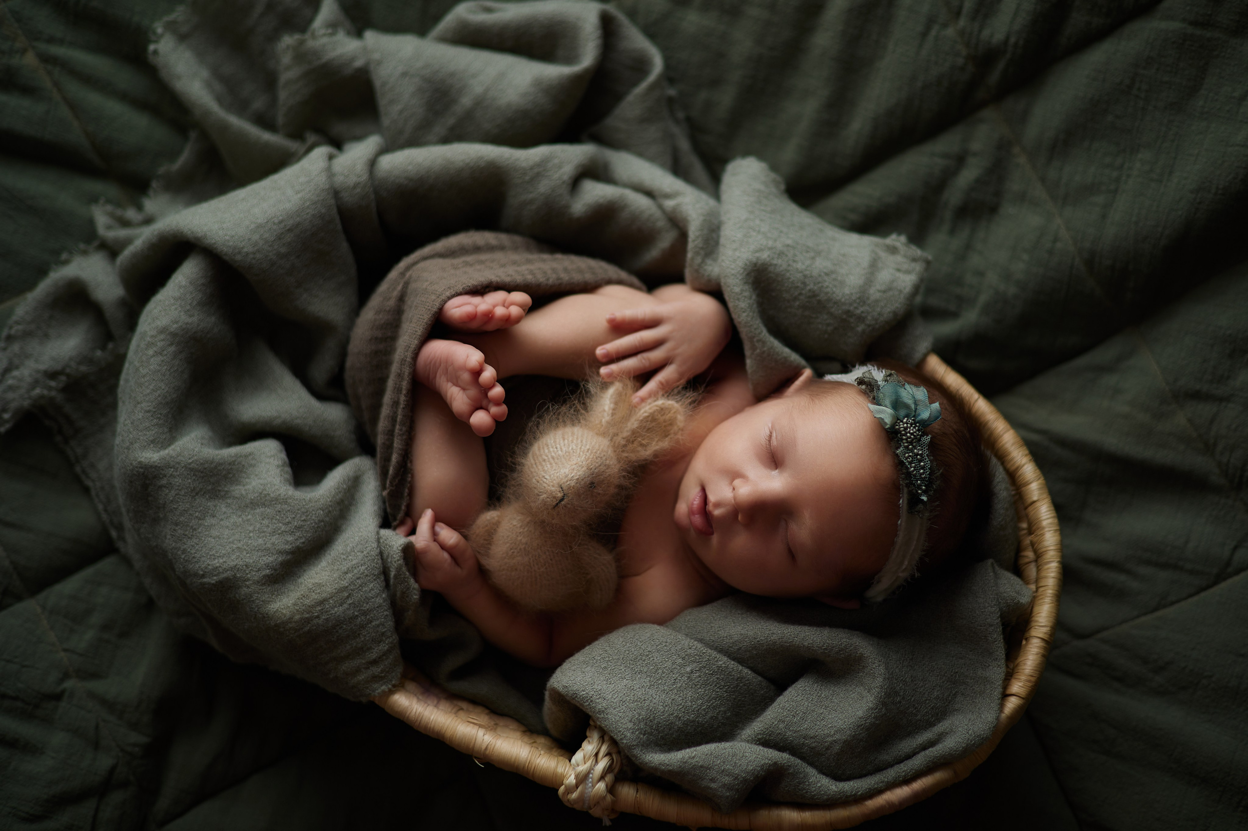 Стоимость NEWBORN. Фотограф женского портрета, беременности и материнства Харькова Елена