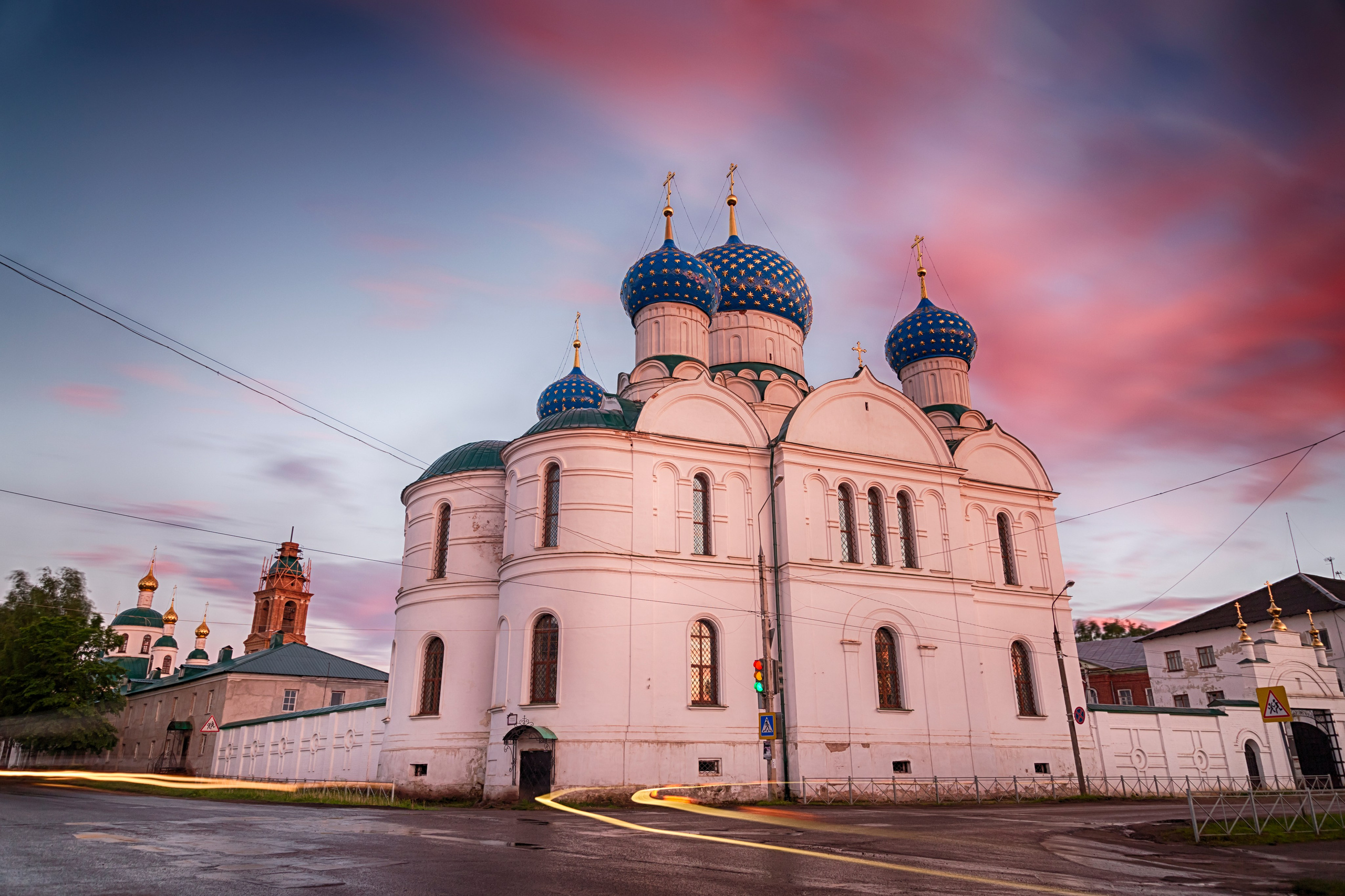 Углич. 1000 куполов России, фотопроект Вадима Квятковского и Надежды Ельцовой