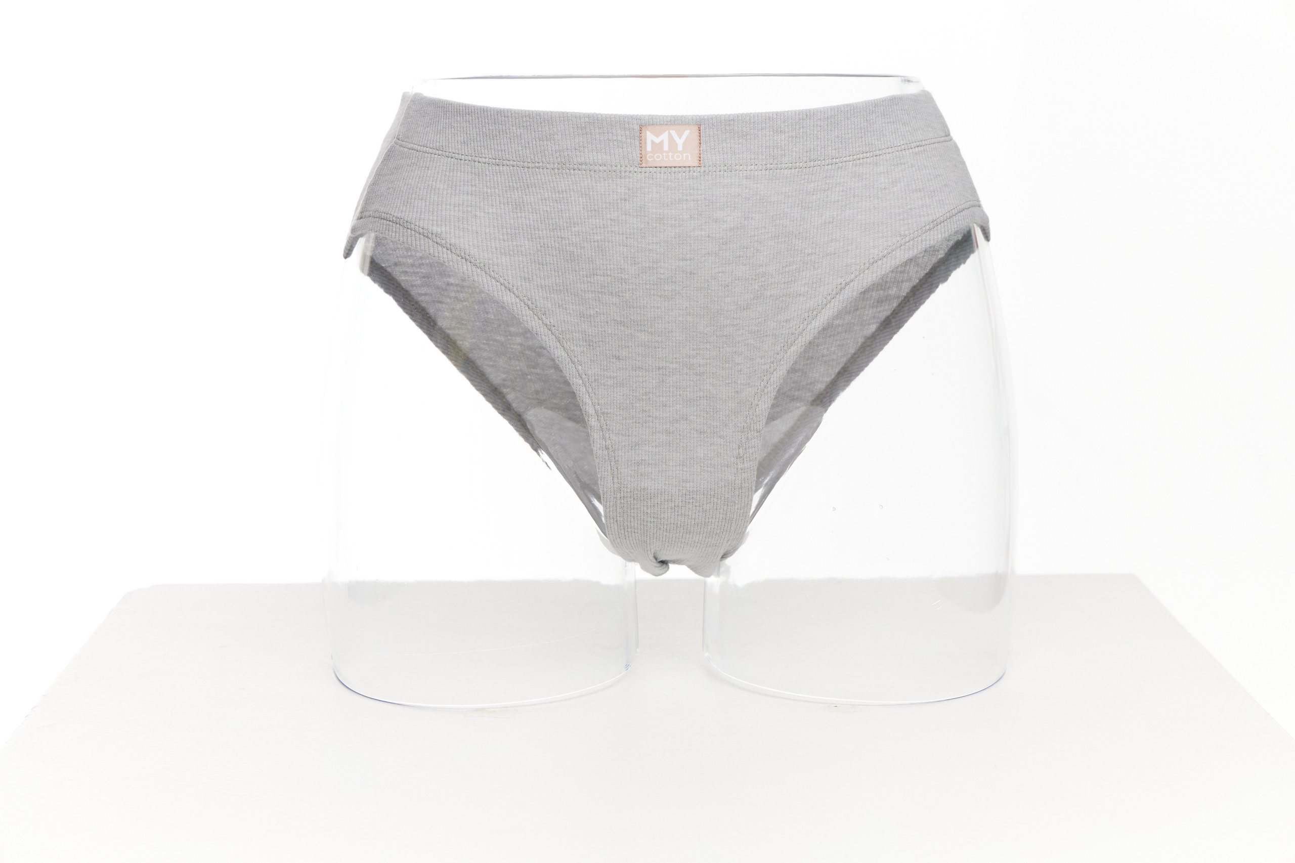 Фотосъемка на прозрачном манекене. Екатерина Джалагония — Фотограф в Екатеринбурге | Портреты и Мастер-классы