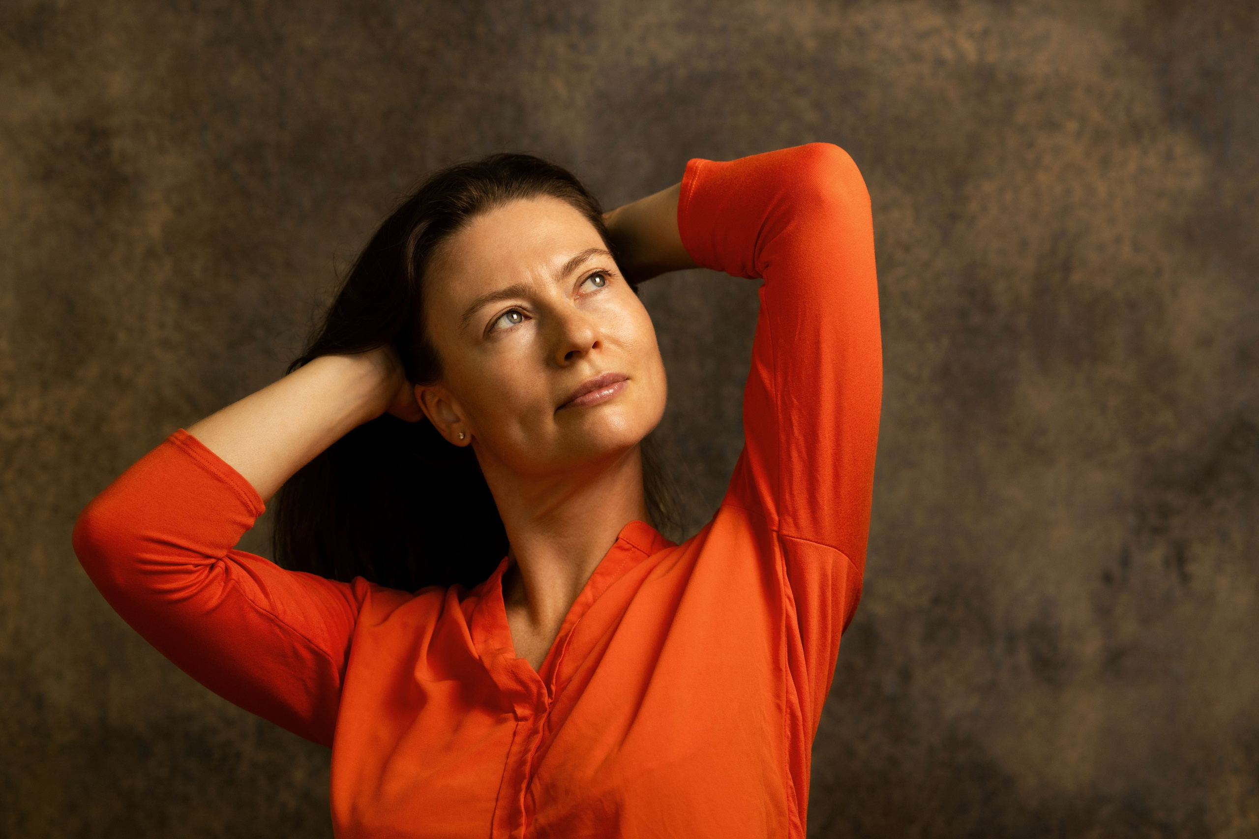 Studio portrait graz: pretty woman without makeup