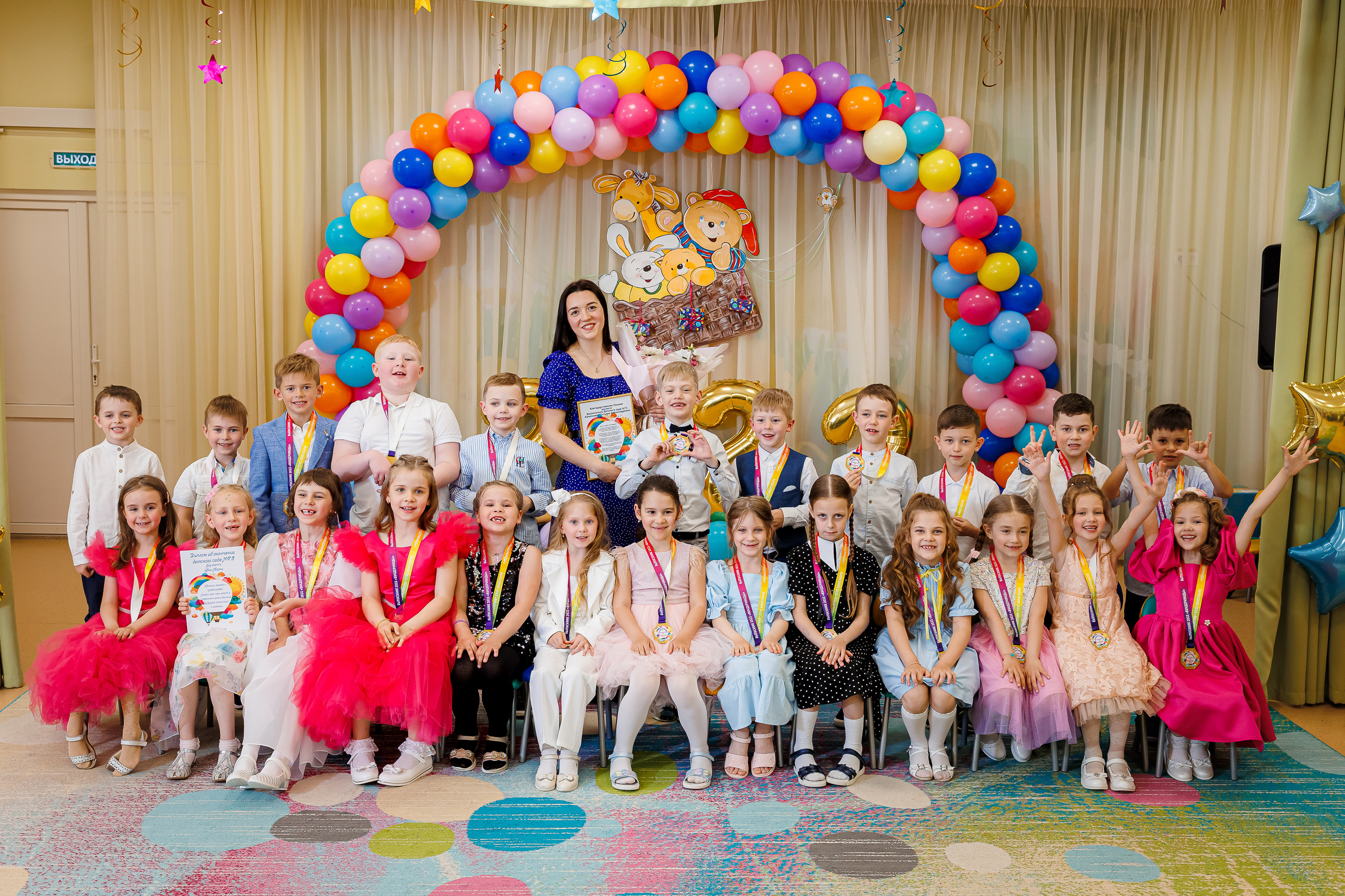 Утренники и выпускные в детском саду. Семейный и детский фотограф Комина Елена, Власиха, Одинцово