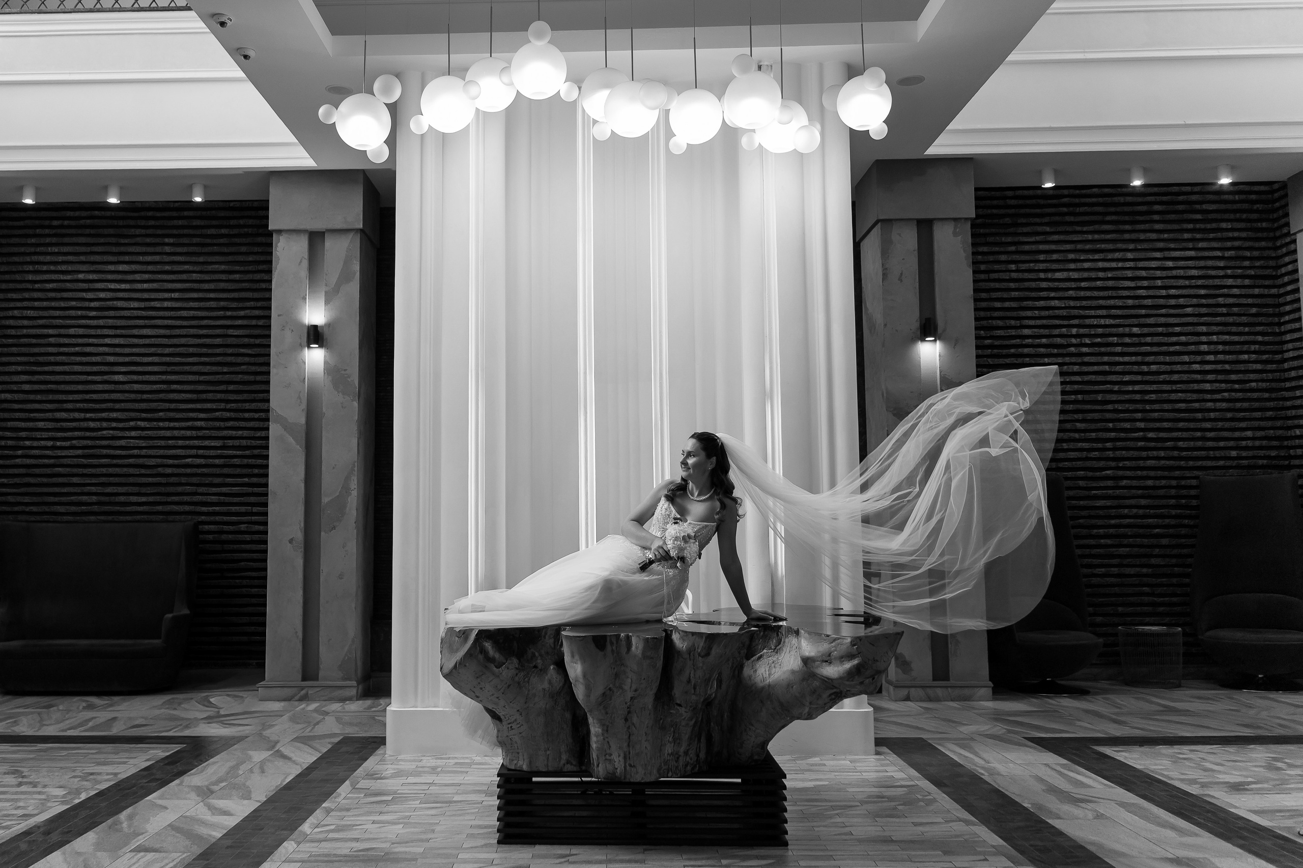 Штатный фотограф. Интерьерная фотостудия Background в Омске