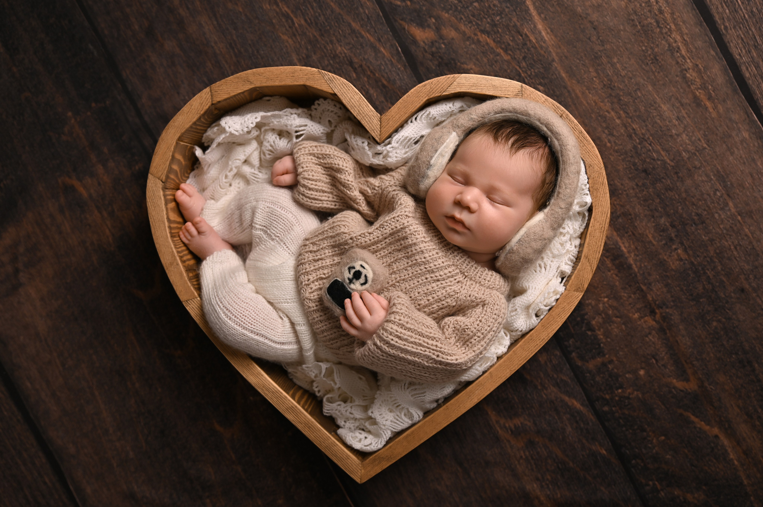 Фотограф Новорожденных и семейный Элла Огай г. Сатпаев