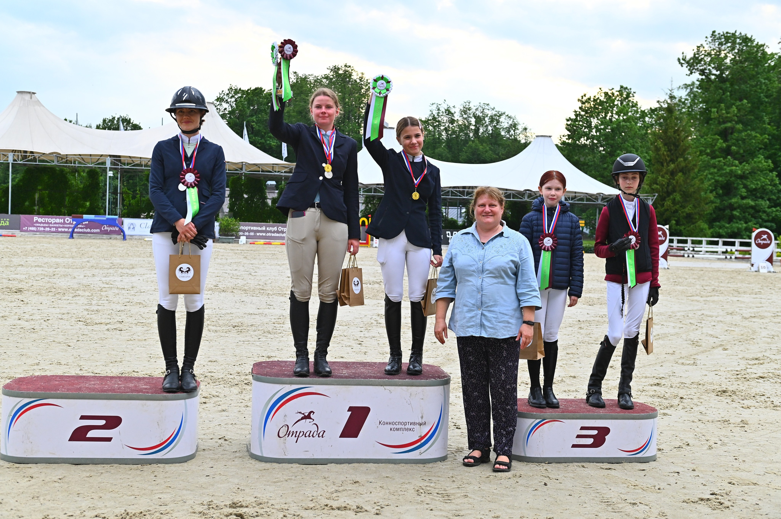 Всероссийские сор. «Летний Кубок КСК „Отрада"по конкуру» (05-15 ИЮНЯ). ТУРНИРНАЯ КОННАЯ ФОТОГРАФИЯ, Руднева Ольга и Евгений Адеев