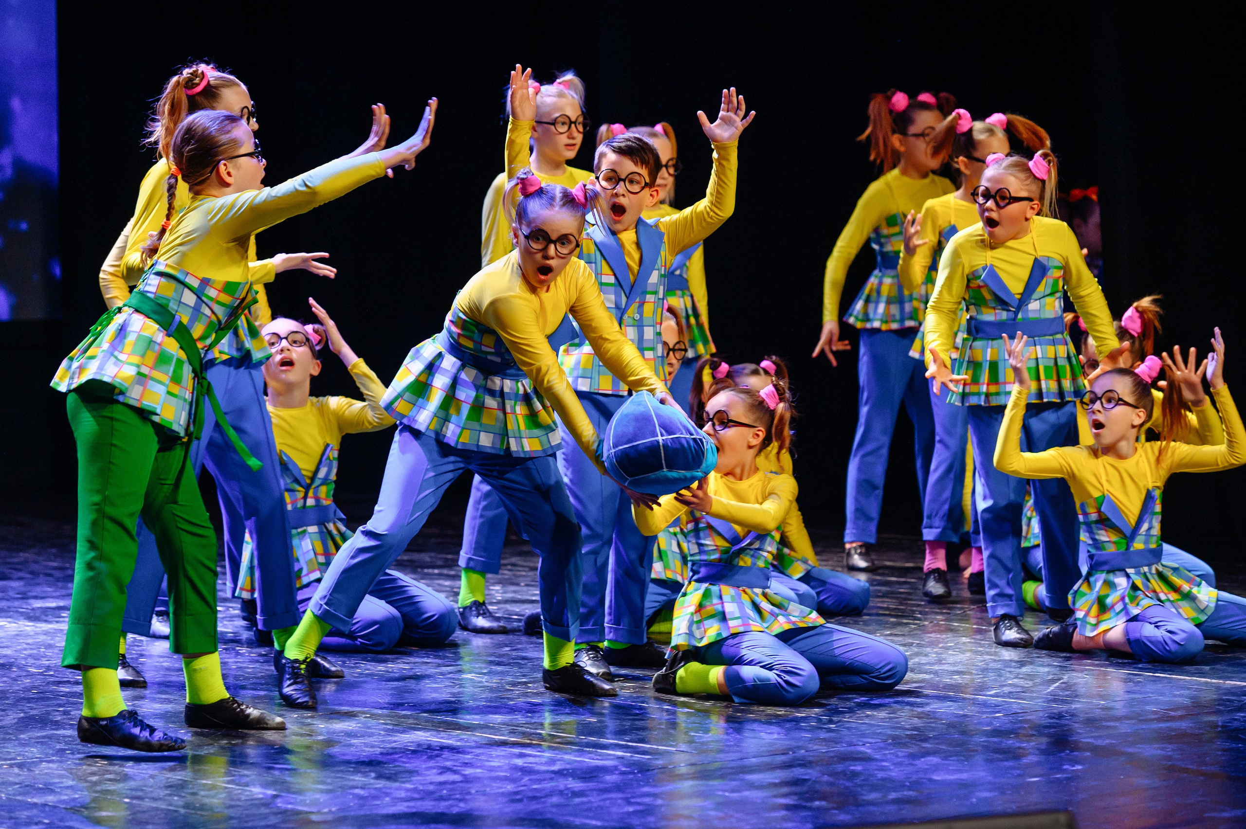 Отчетный концерт школы танцев «Хамелеон». Репортажный и свадебный фотограф в Курске Борис Захарчук