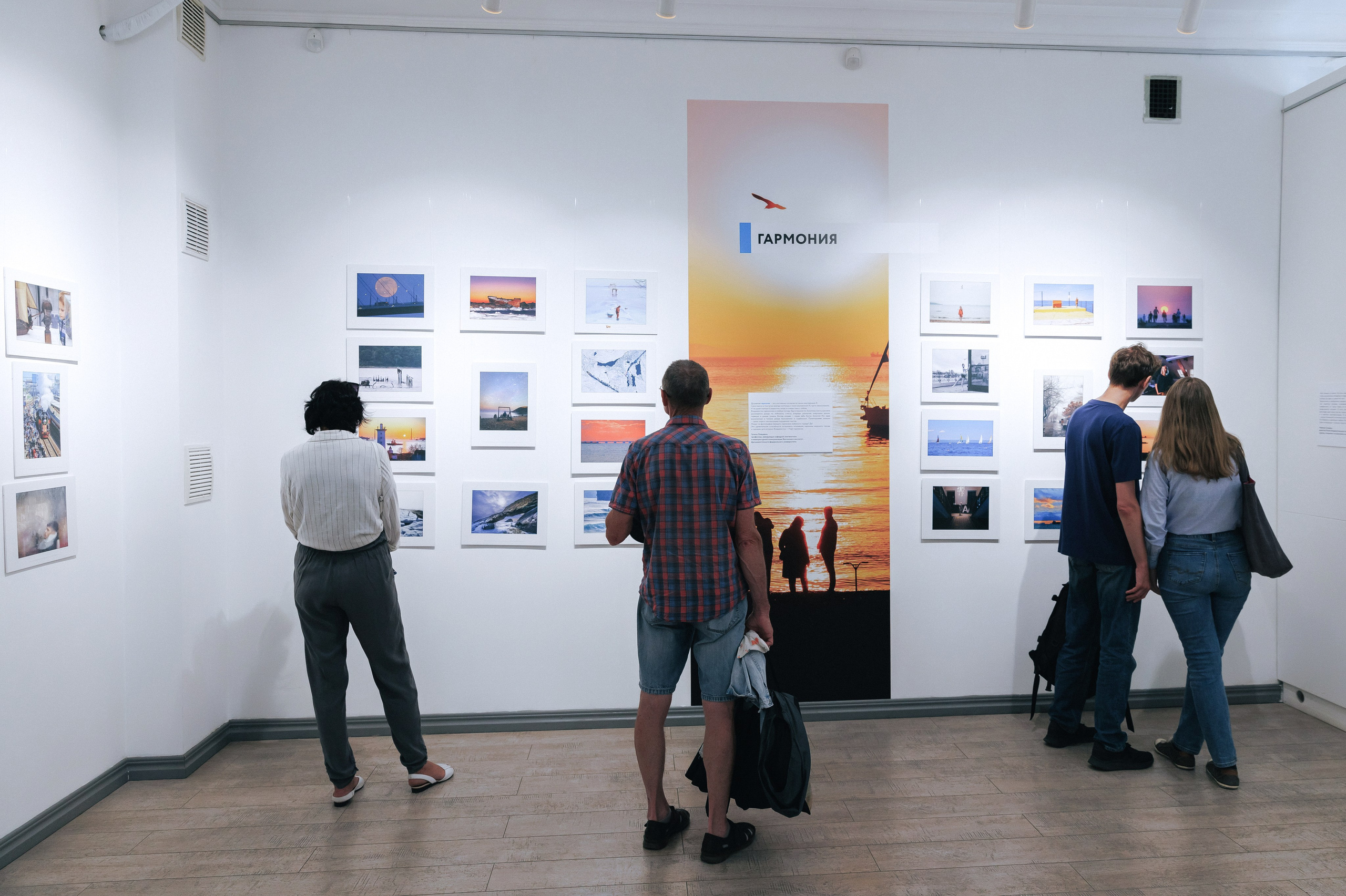 Порт приписки Владивосток. Невидимые связи. Антон Новгородов документальный фотограф во Владивостоке