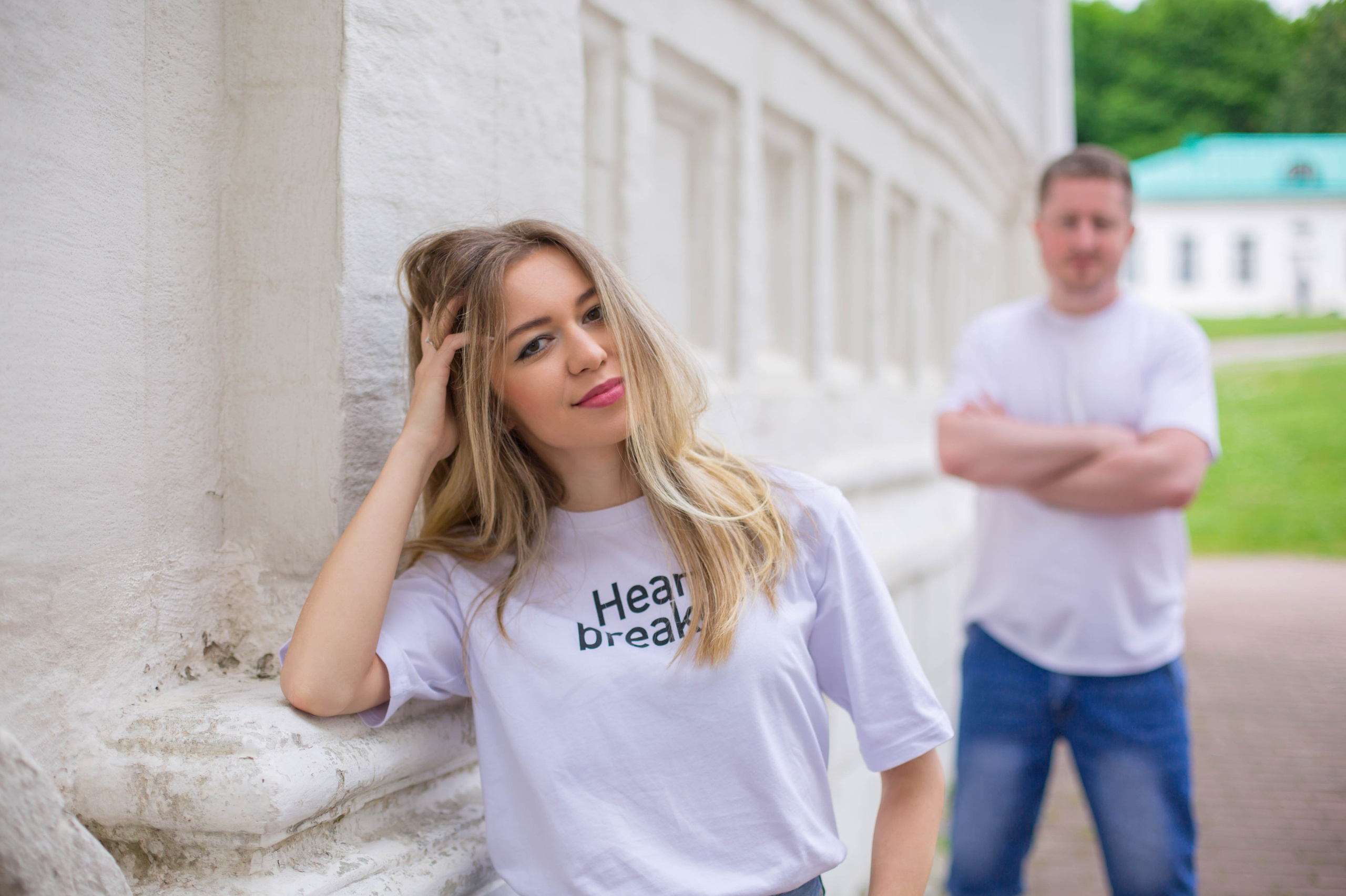 До свадебная фотосессия в двух образах, какие позы для можно использовать если вы решите сами себя поснимать