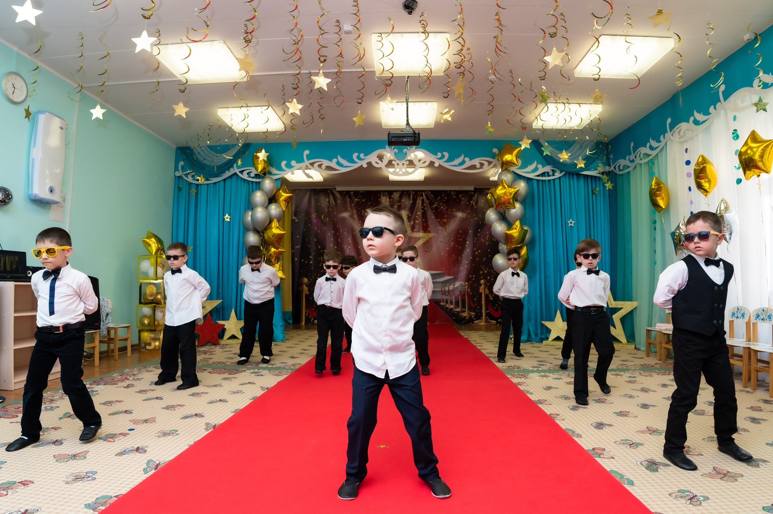 Как оператор может сделать выпускной по-настоящему ценным? Давайте разберёмся. Свадебный фотограф видеограф в Москве Павел Коротков