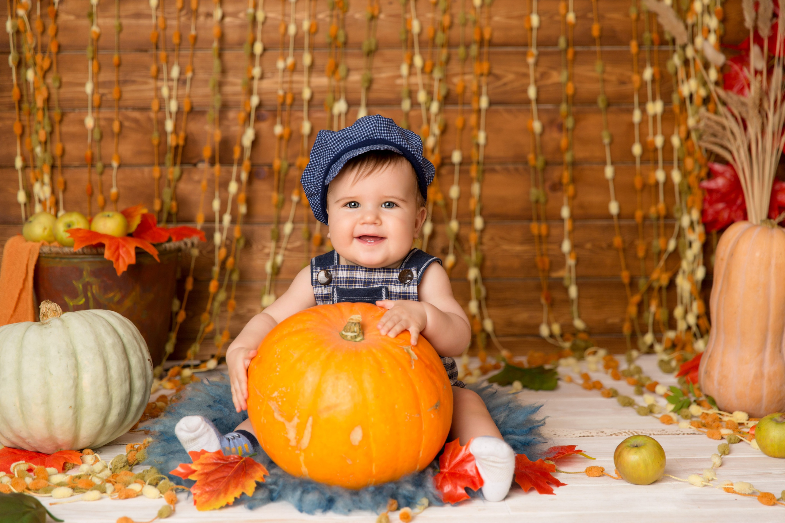 Контакты. Детский и семейный фотограф в Екатеринбурге. Студия «Сюжеты»