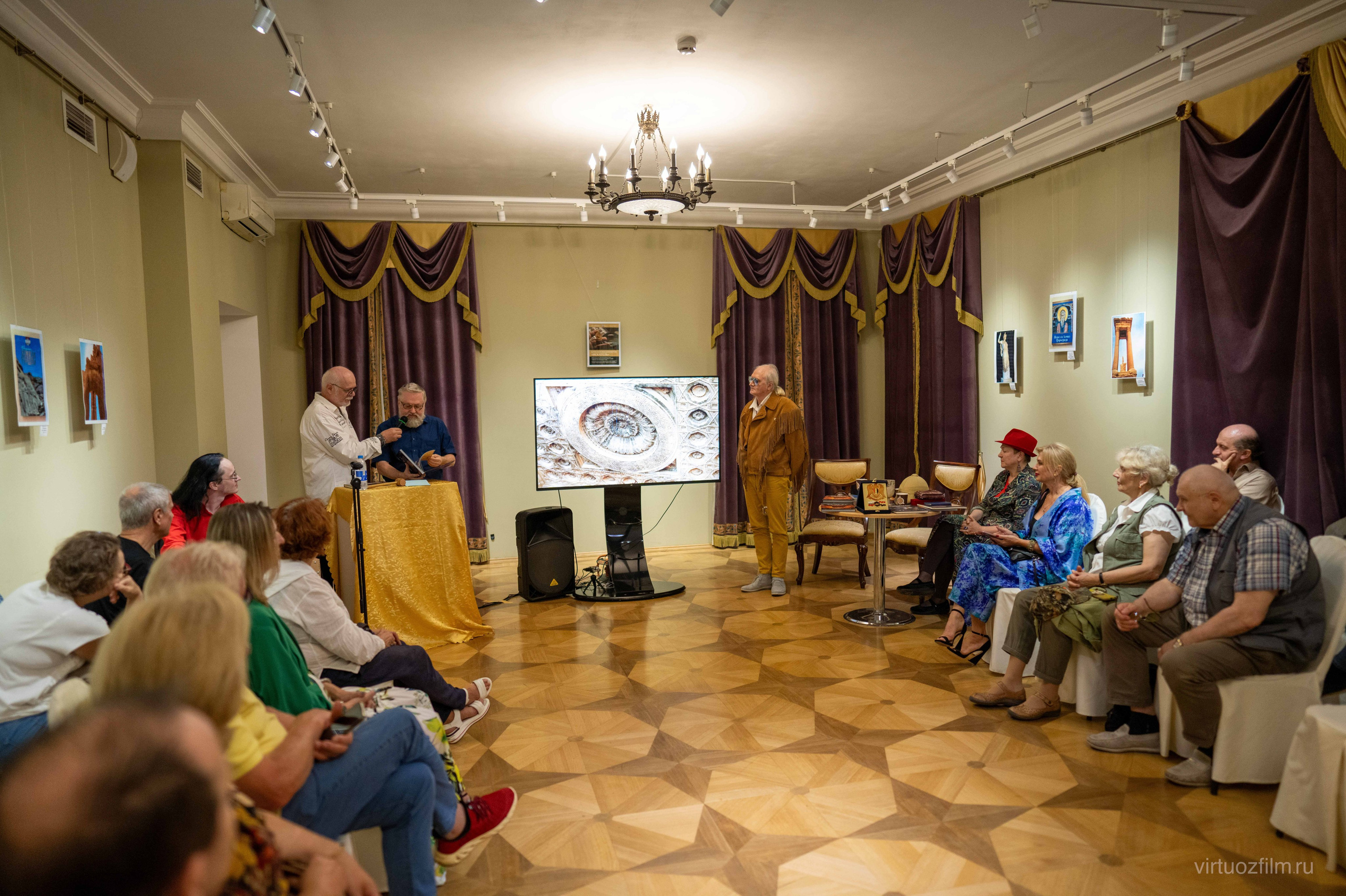 Съёмка творческой встречи с Андрэ Роллана