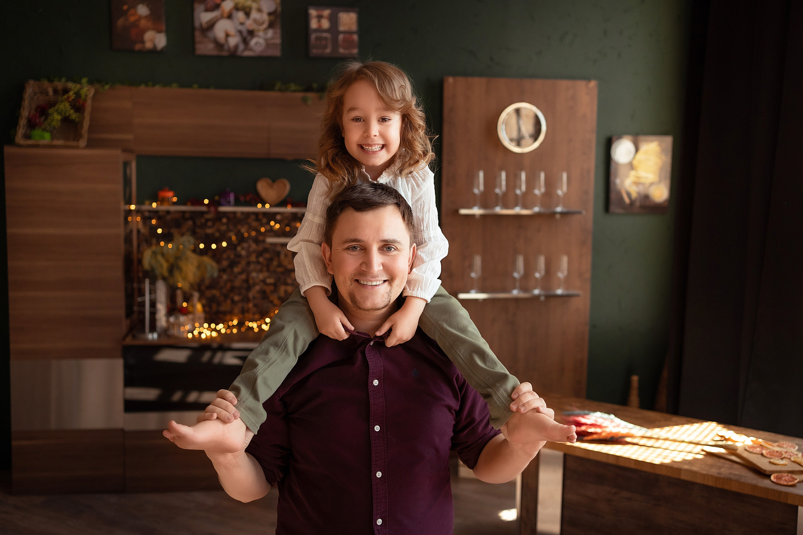 СЕМЕЙНЫЕ РЕШЕНИЯ. Красивый выпускной альбом в Краснодаре