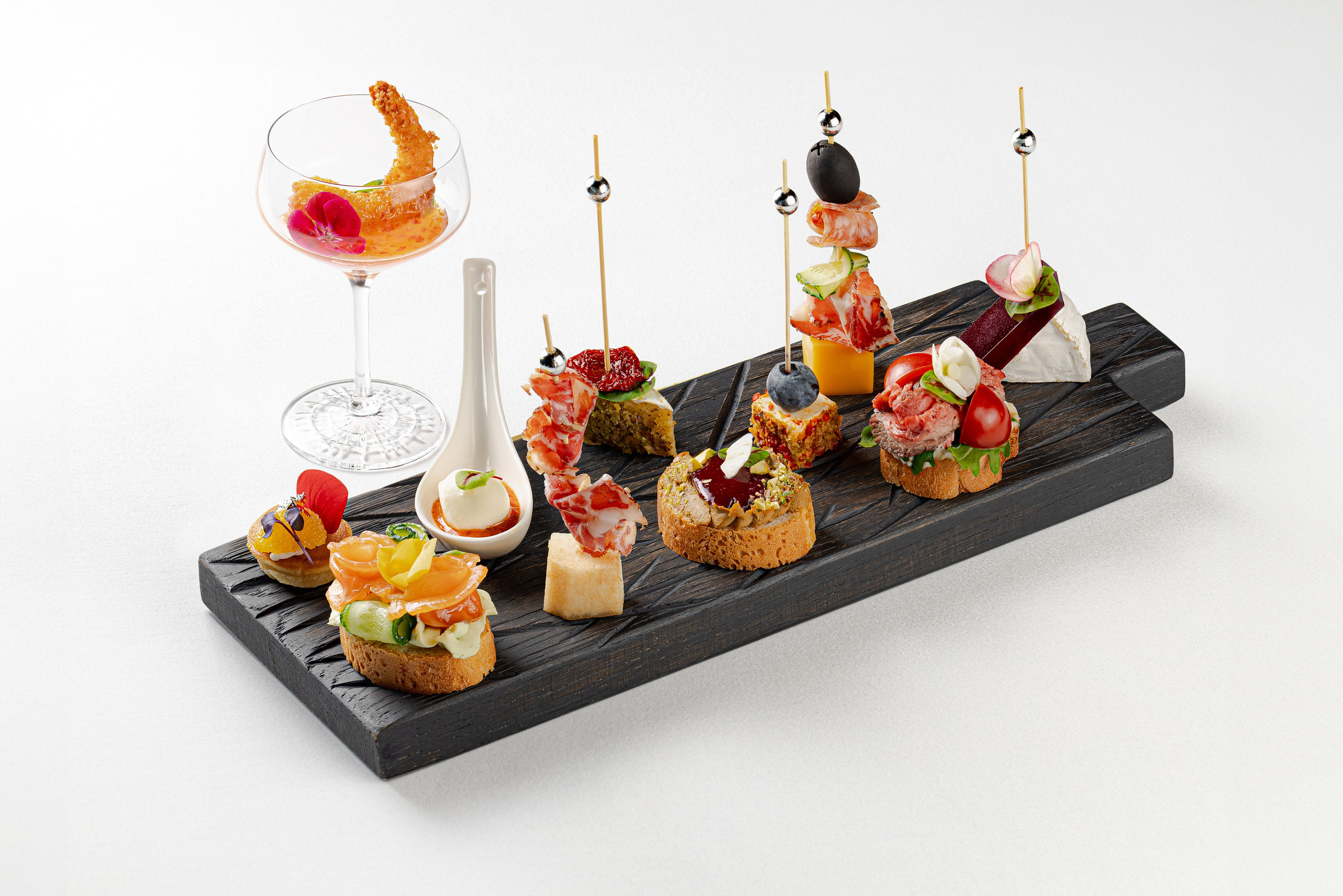 Каталог на белом/черном