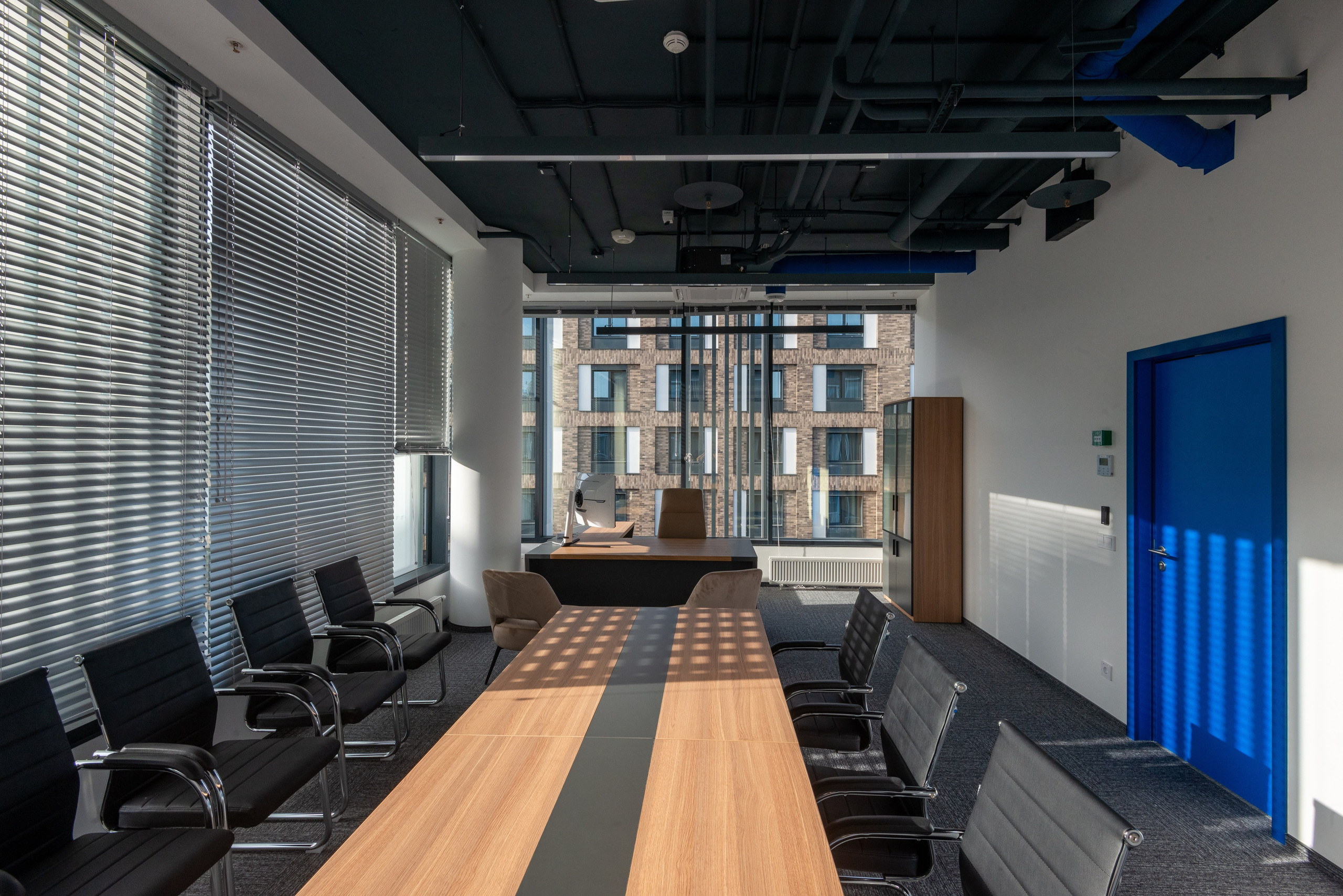 Фотосъёмка дневного офиса