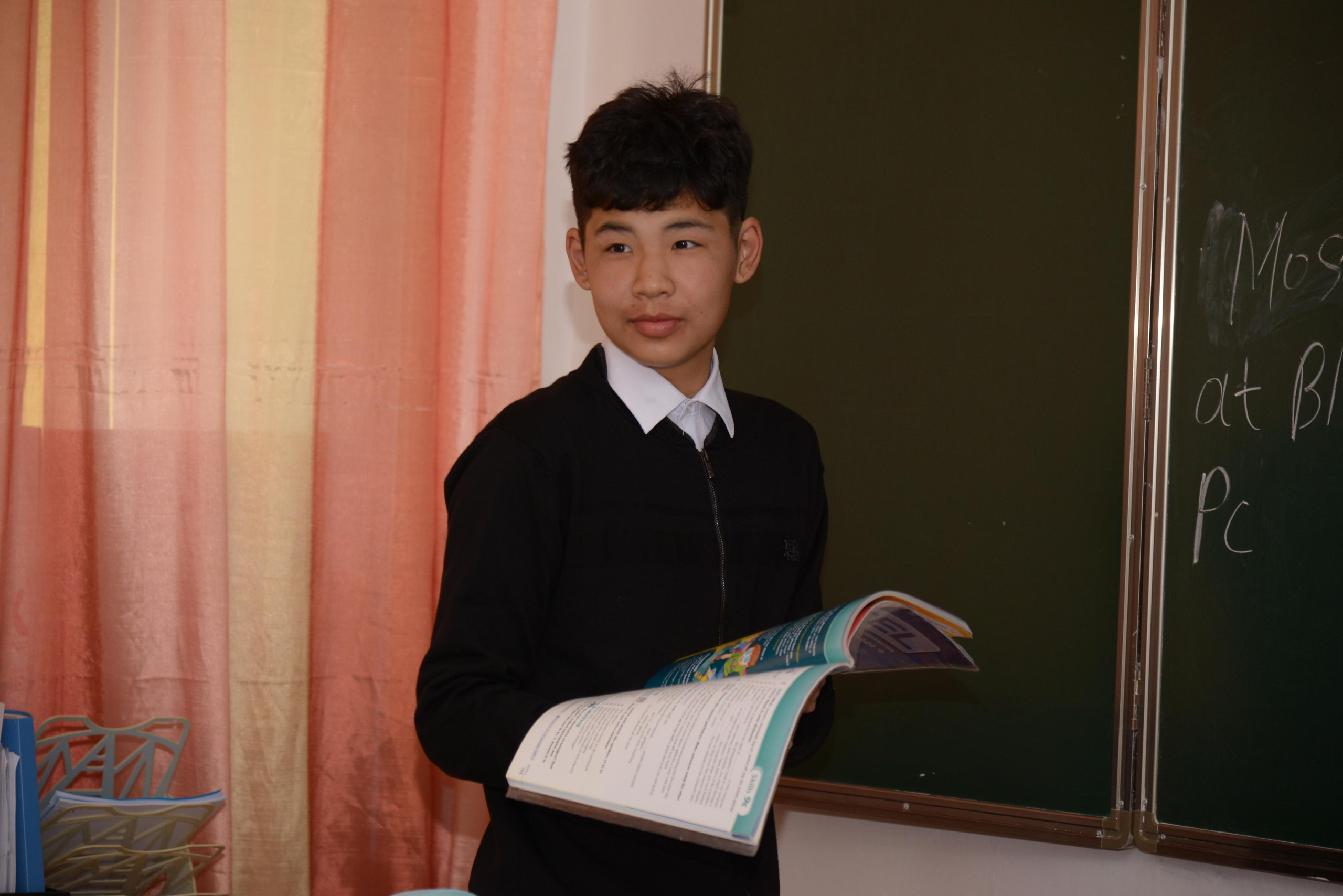 Фотосессия "Один день в средней школе". Детский и школьный фотограф в Костанае Рабига Сейткенова