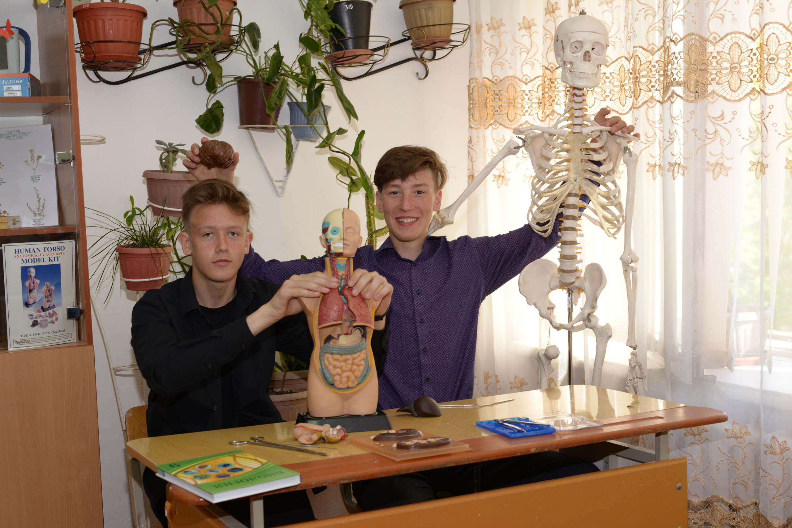 Фотосессия "Один день в средней школе". Детский и школьный фотограф в Костанае Рабига Сейткенова