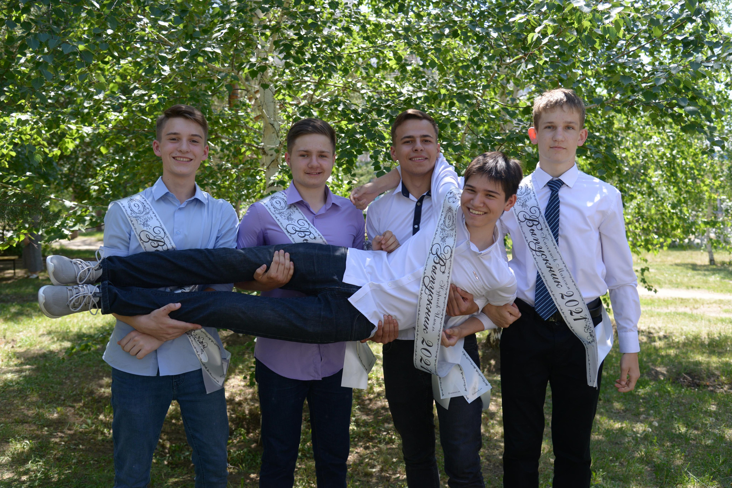 Фотосессия "Один день в средней школе". Детский и школьный фотограф в Костанае Рабига Сейткенова