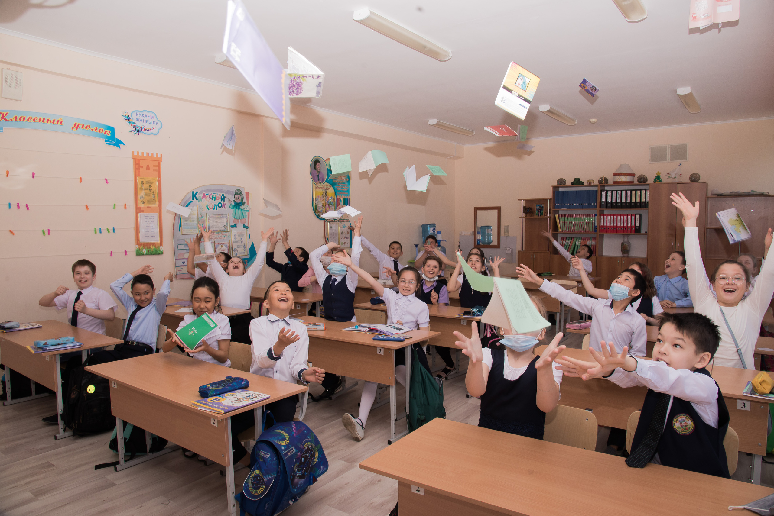 Фотосессия "Один день в начальной школе". Детский и школьный фотограф в Костанае Рабига Сейткенова