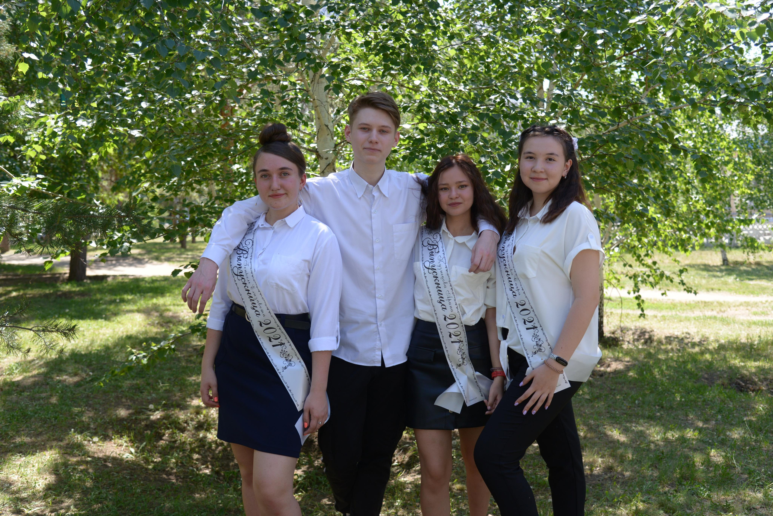 Фотограф на выпускной в школе. Детский и школьный фотограф в Костанае Рабига Сейткенова