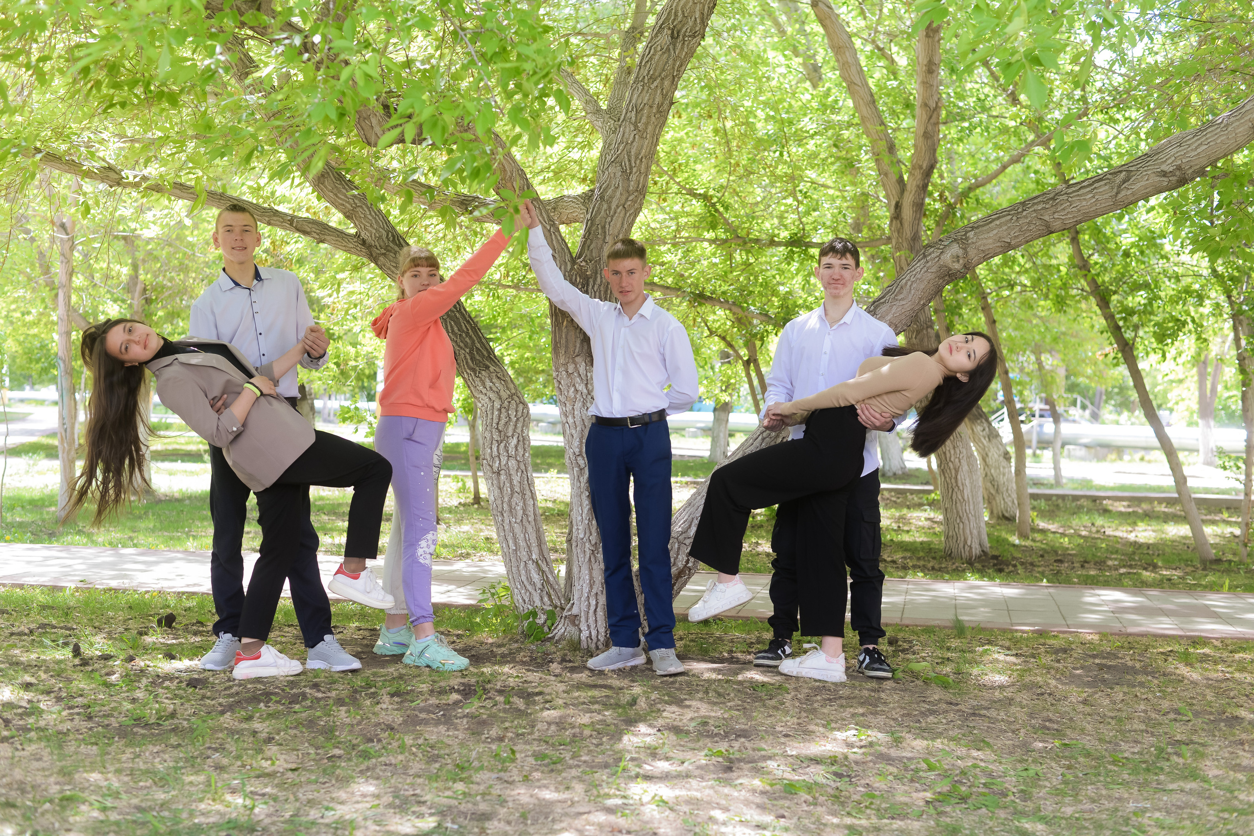 Фотограф на выпускной в школе. Детский и школьный фотограф в Костанае Рабига Сейткенова