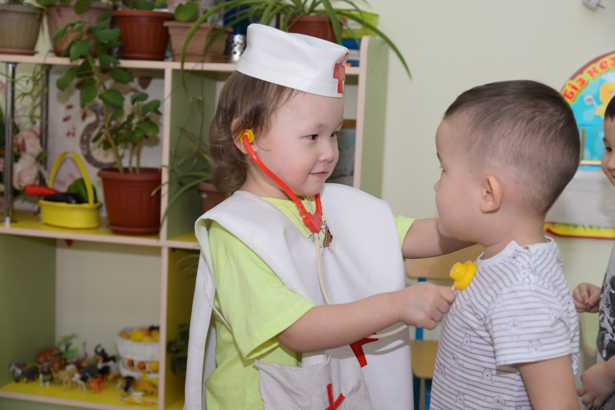Фотосъемка в детском саду. Фотограф Рабига Сейткенова. Детский и школьный фотограф в Костанае Рабига Сейткенова