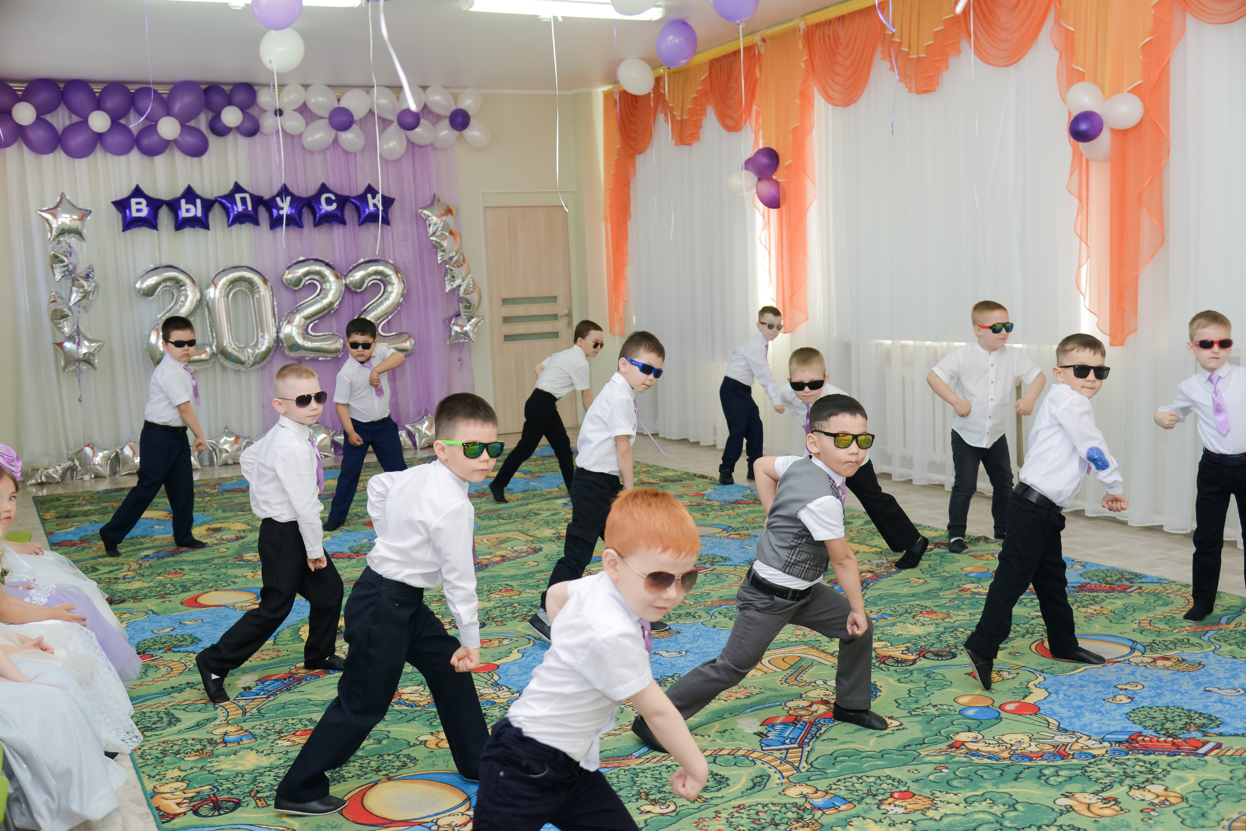 Выпускной в детском саду. Детский и школьный фотограф в Костанае Рабига Сейткенова