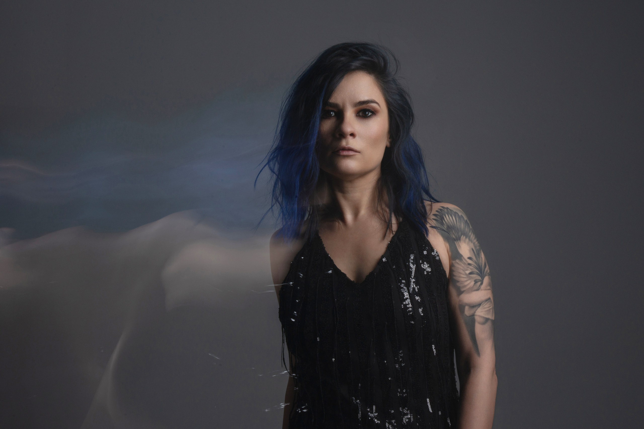 Женская фотосессия в студии в Омске. Свадебный и портретный фотограф в Омске Матвей Краузе