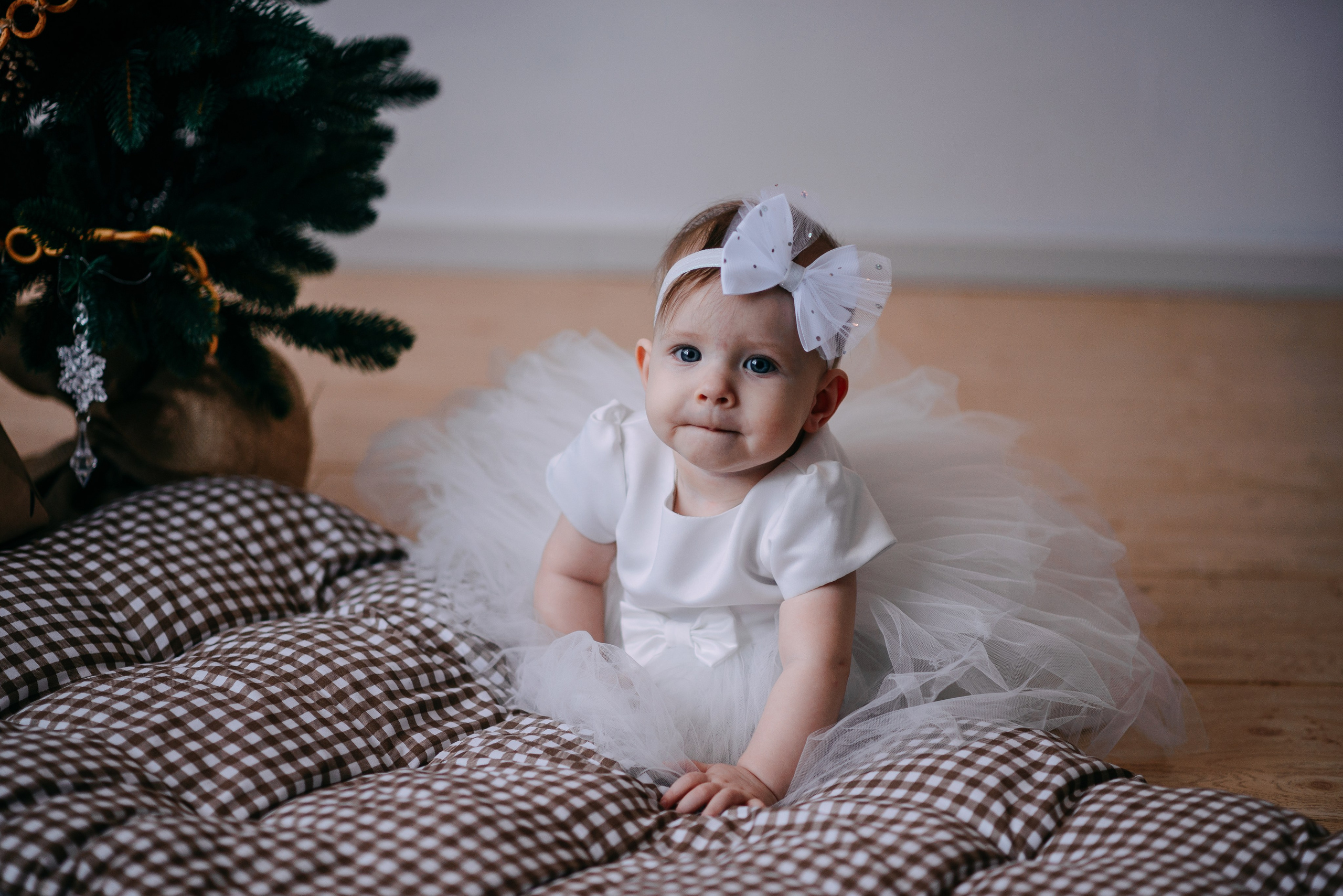 Семейная фотосессия в студии Саратов. Фотограф на крещение в Саратове Марина Грушина