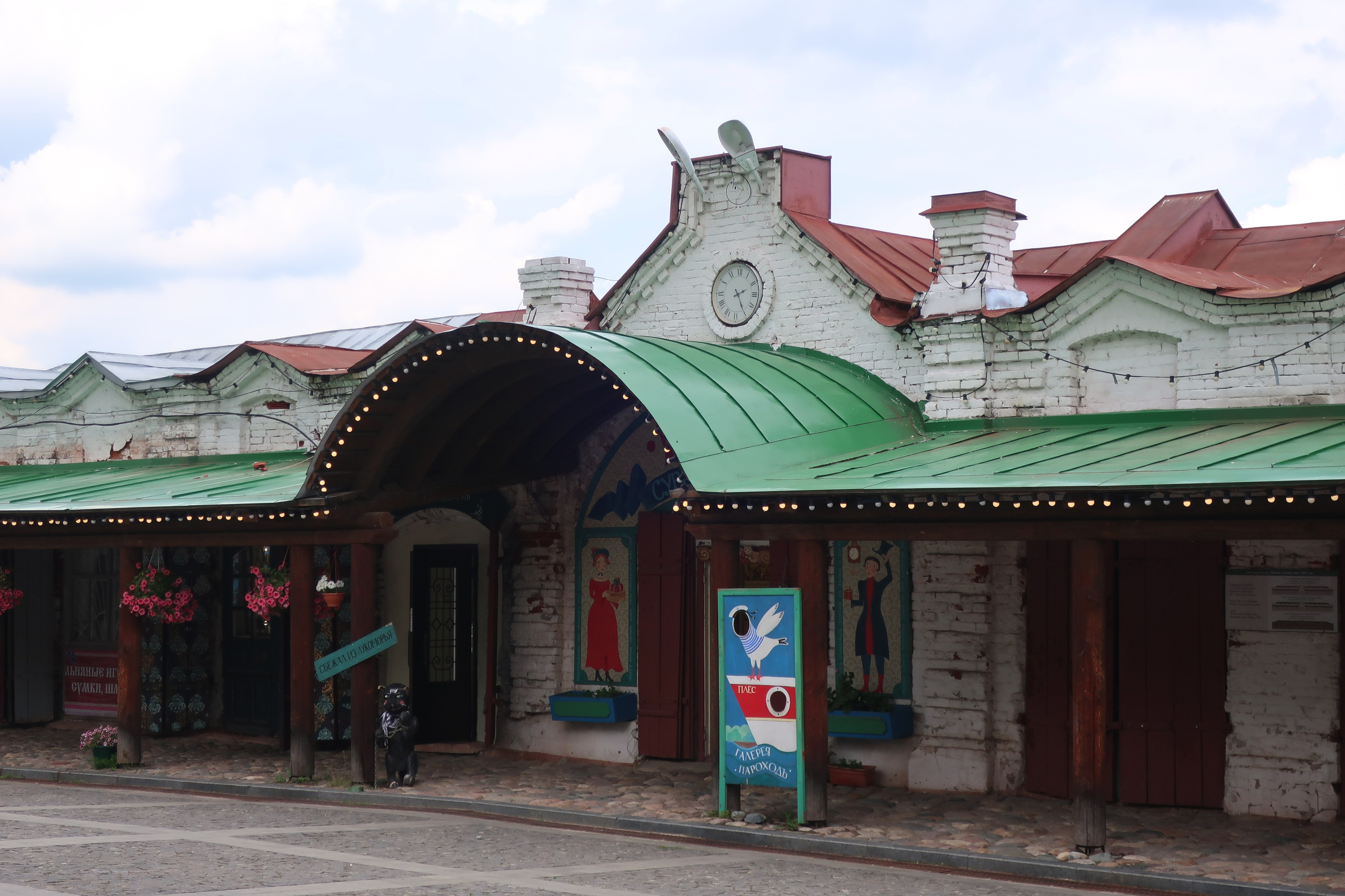 Фотопрогулка по следам Левитана: чем Плёс очаровал великого художника?. Проект «Фотокладовка»: блог уличной фотографии в формате street photo