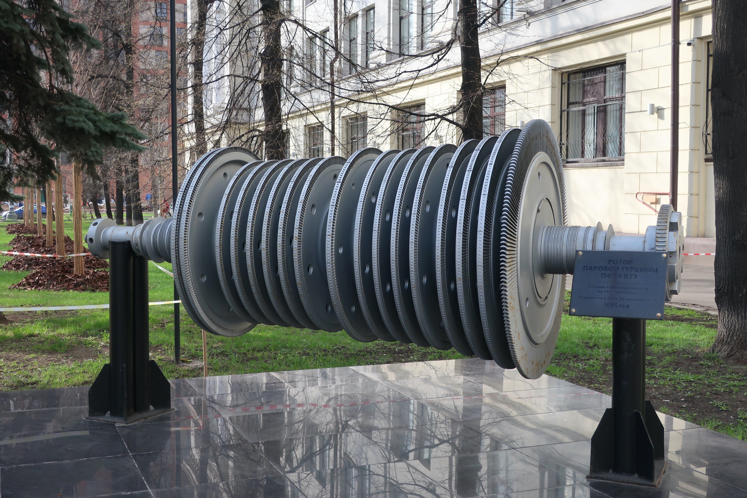 Фотопрогулка по студенческим местам: МЭИ, студгородок, общежитие. Проект «Фотокладовка»: блог уличной фотографии в формате street photo