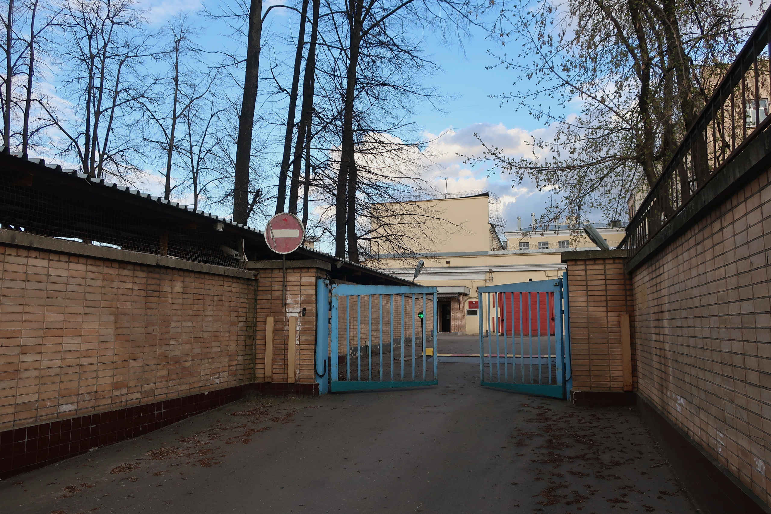 Фотопрогулка по студенческим местам: МЭИ, студгородок, общежитие. Проект «Фотокладовка»: блог уличной фотографии в формате street photo