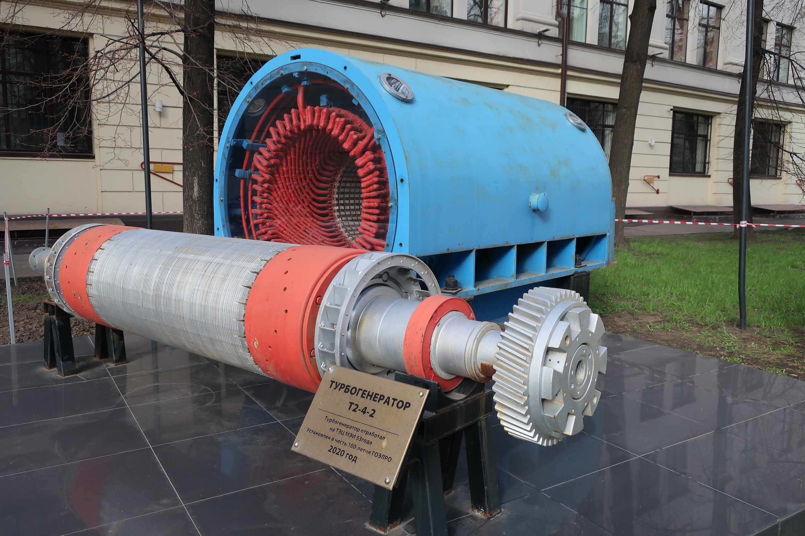 Фотопрогулка по студенческим местам: МЭИ, студгородок, общежитие. Проект «Фотокладовка»: блог уличной фотографии в формате street photo