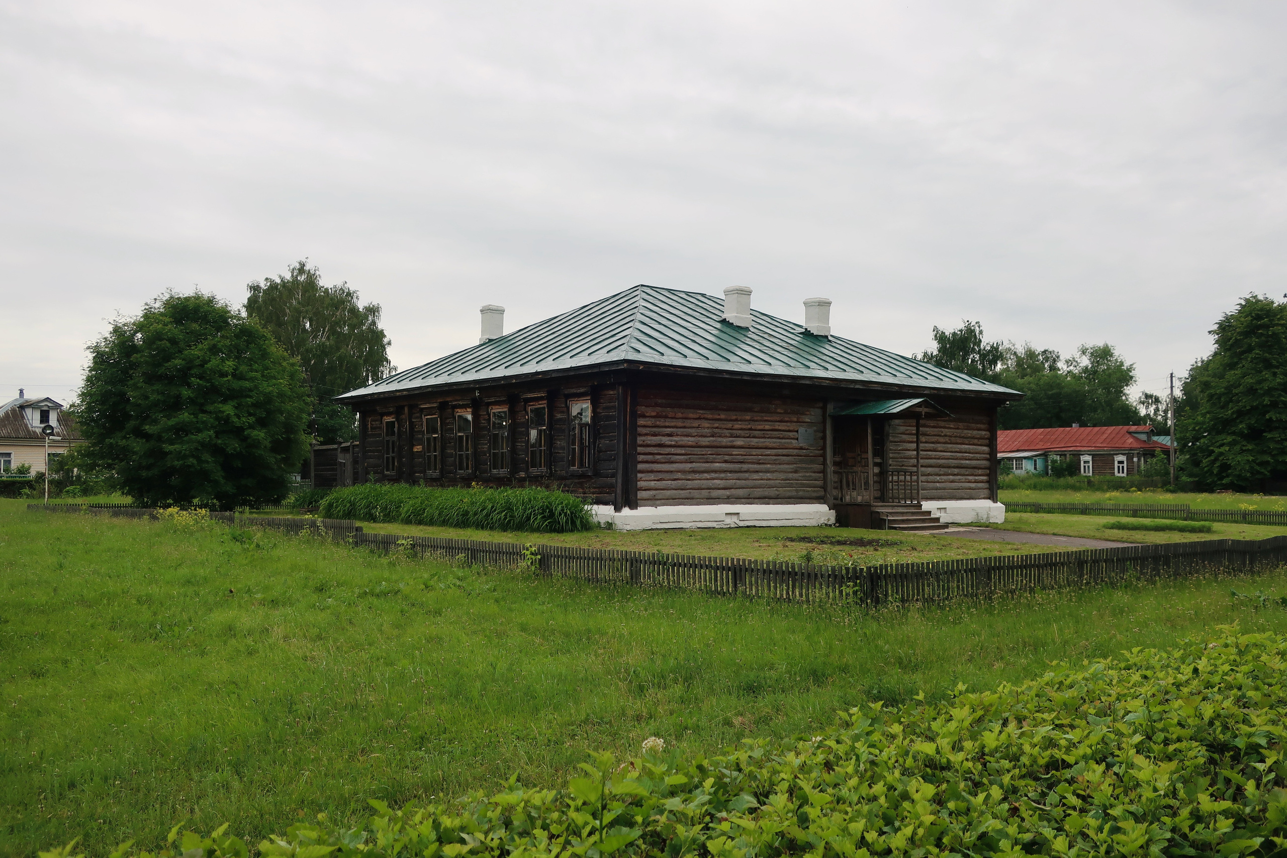 Родина Сергея Есенина: Дом-музей поэта в селе Константиново на берегу. Проект «Фотокладовка»: блог уличной фотографии в формате street photo